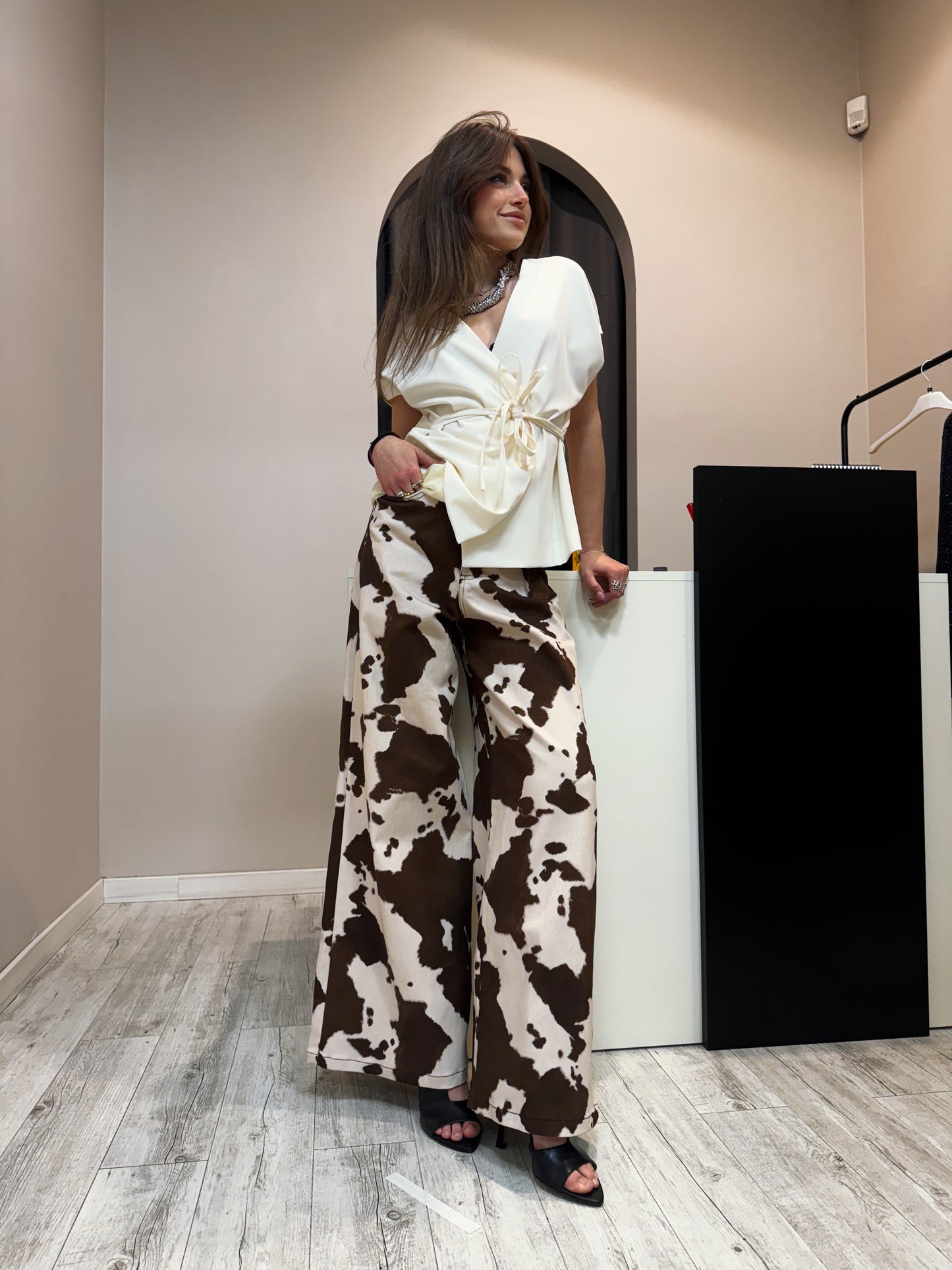 KONTATTO- PANTALONE COW