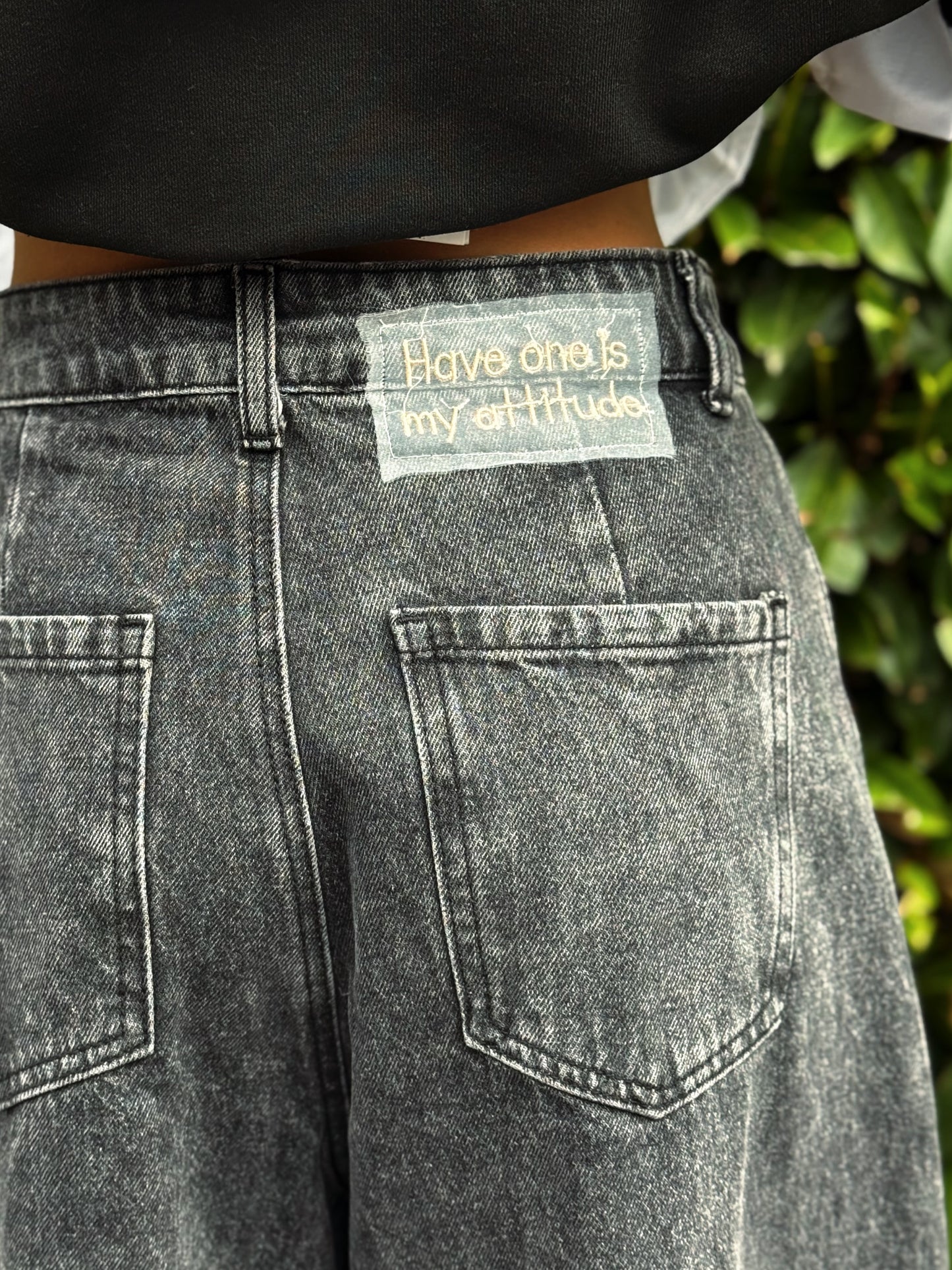 “JEANS ATTITUDE” have one