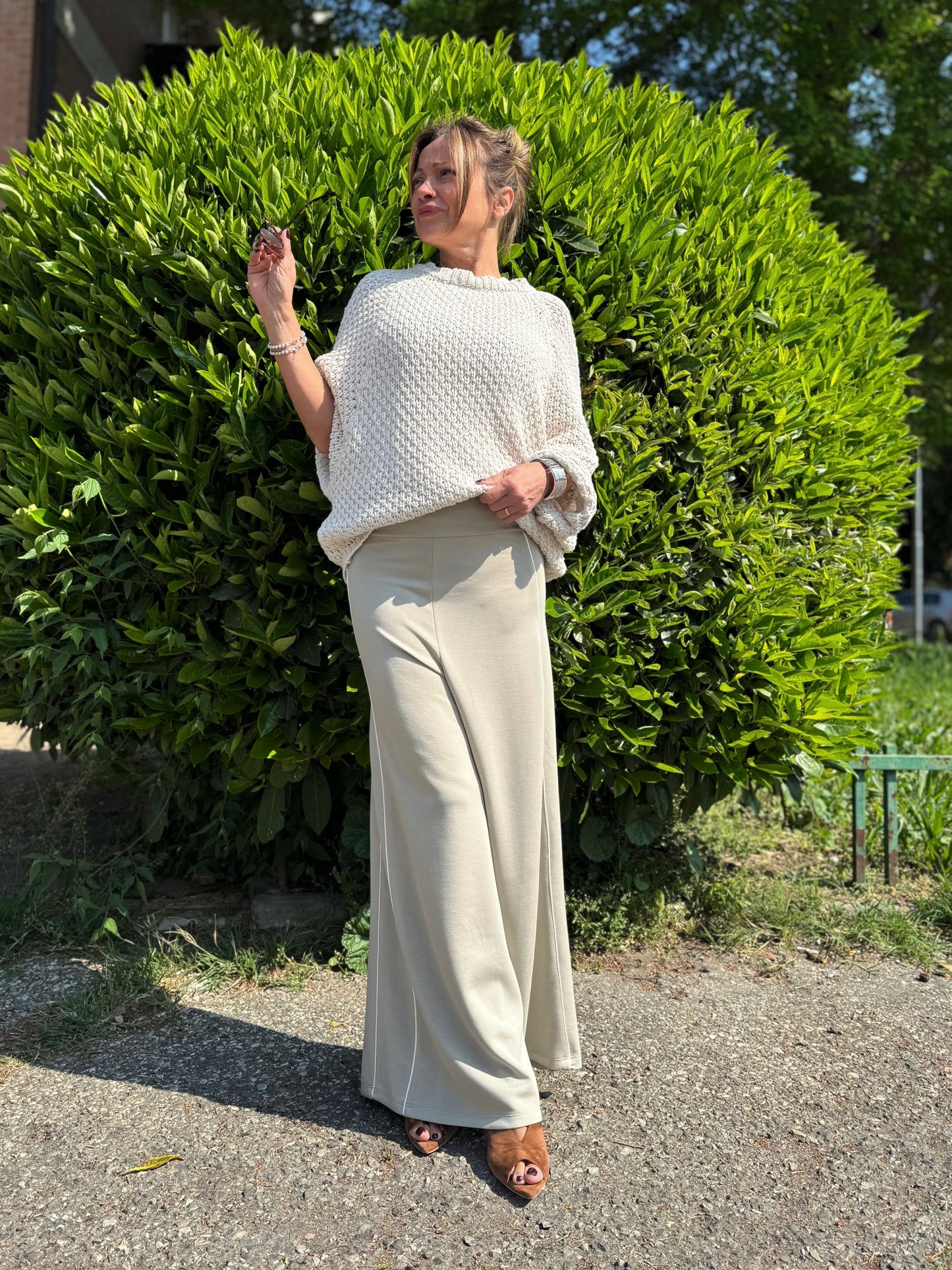 “PANTALONE BANDA LATERALE” Have one