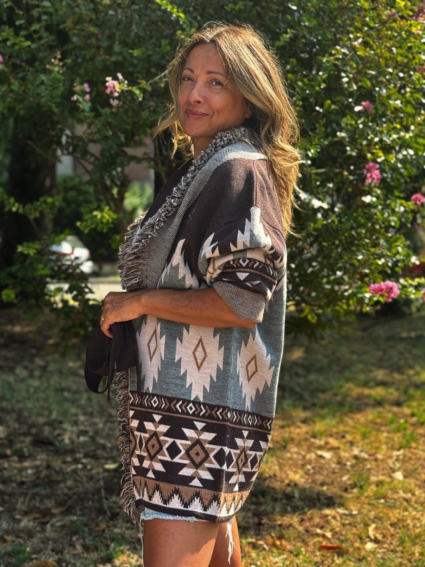 “CARDIGAN JACQUARD” kontatto