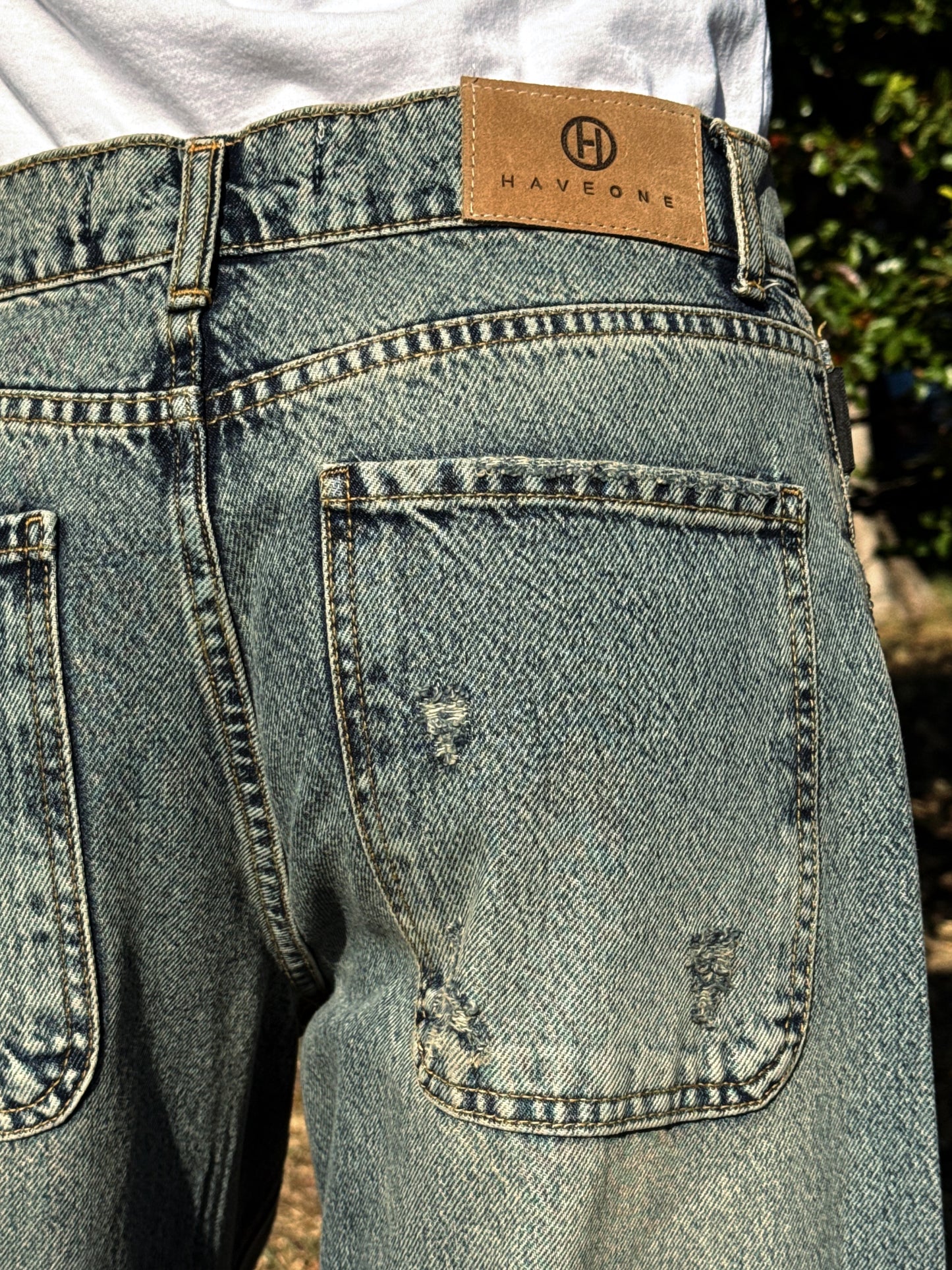 “JEANS MODELLO BELLA CON STRASS” have one