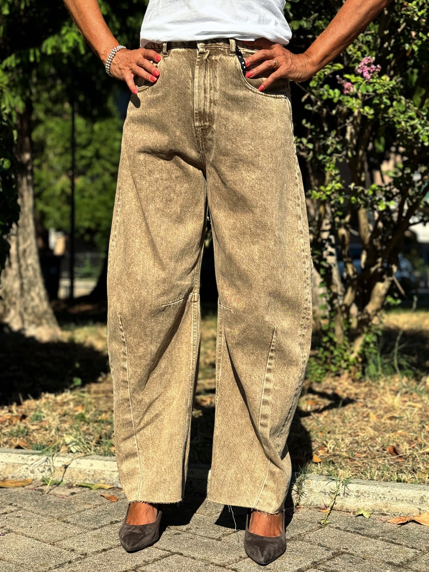 “JEANS MODELLO BARBARA TABACCO” have one