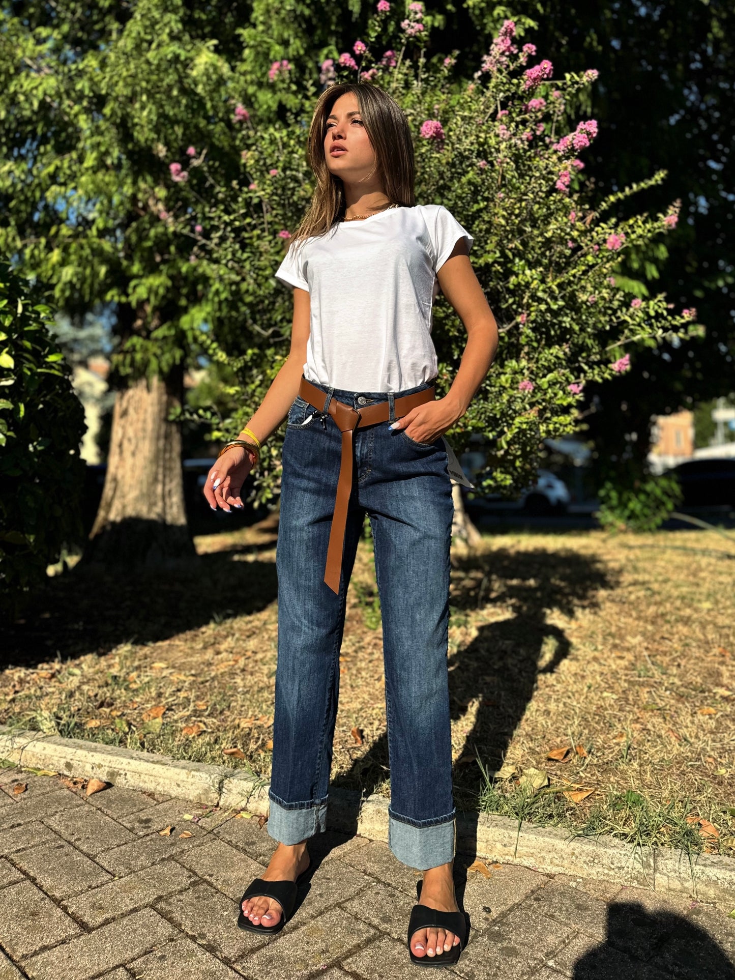 “JEANS MODELLO MANDY DENIM” have one
