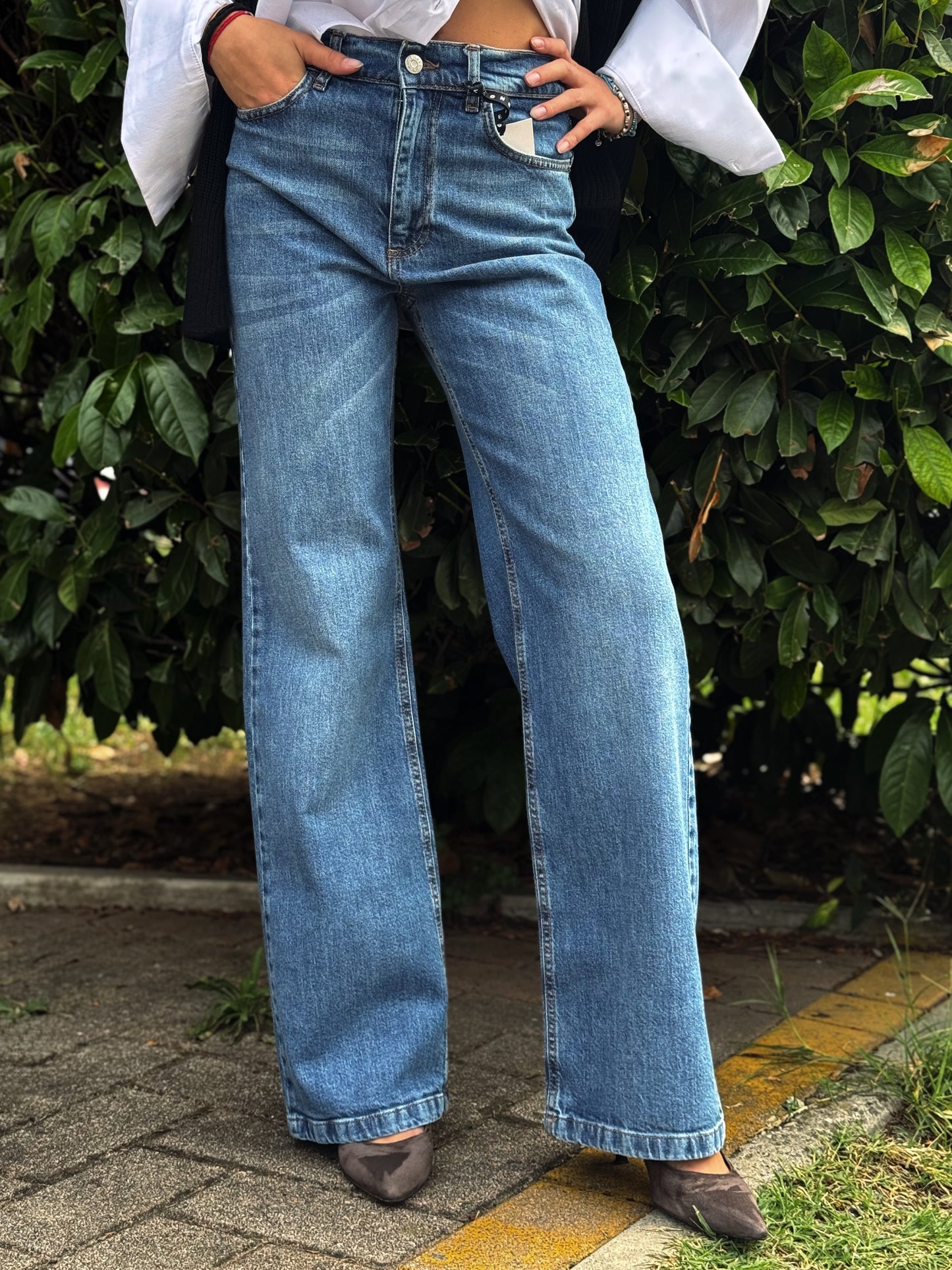 “JEANS LONDON DENIM” Have one