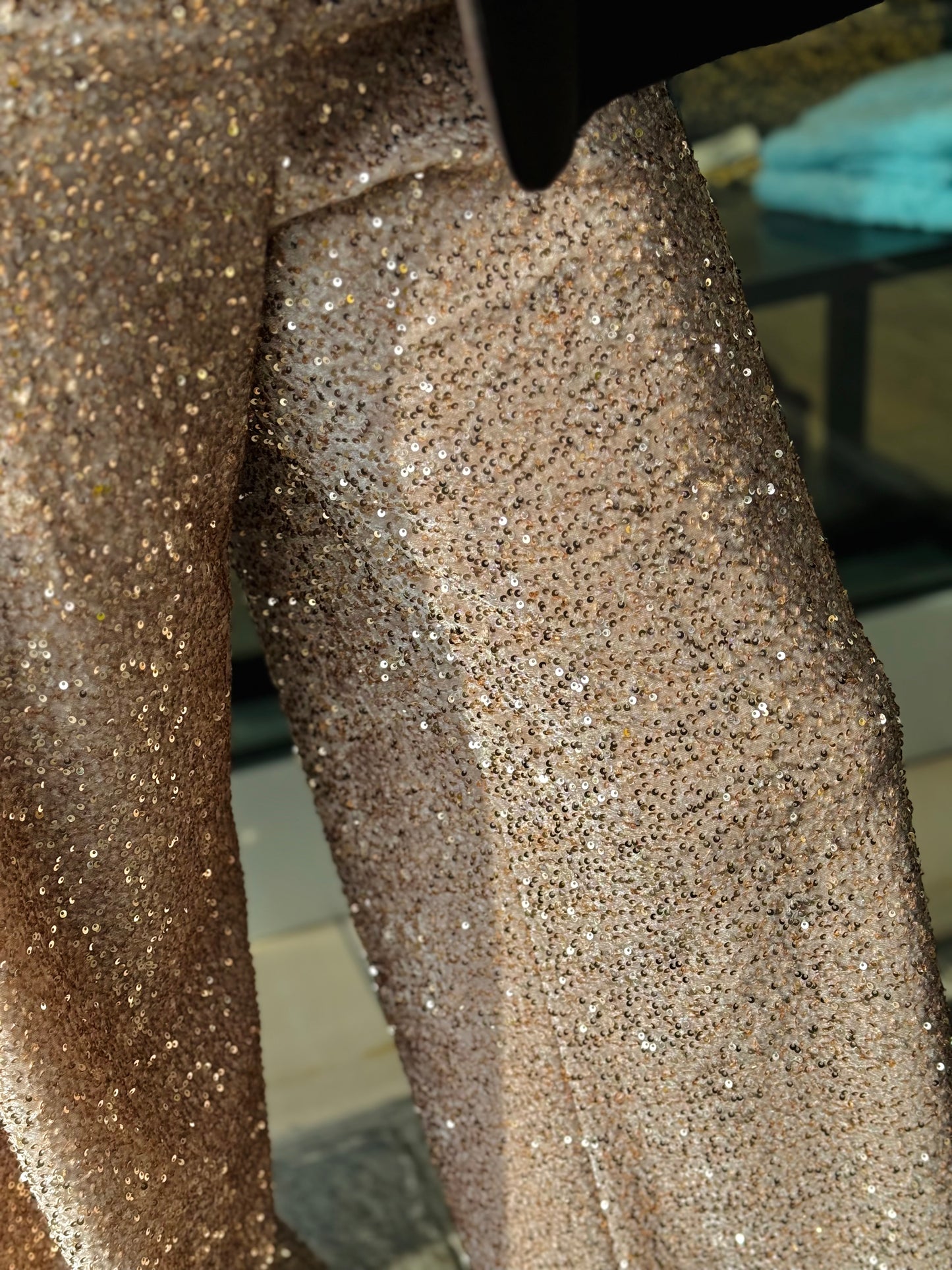 "PANTALONE PAILLETTES" Have one