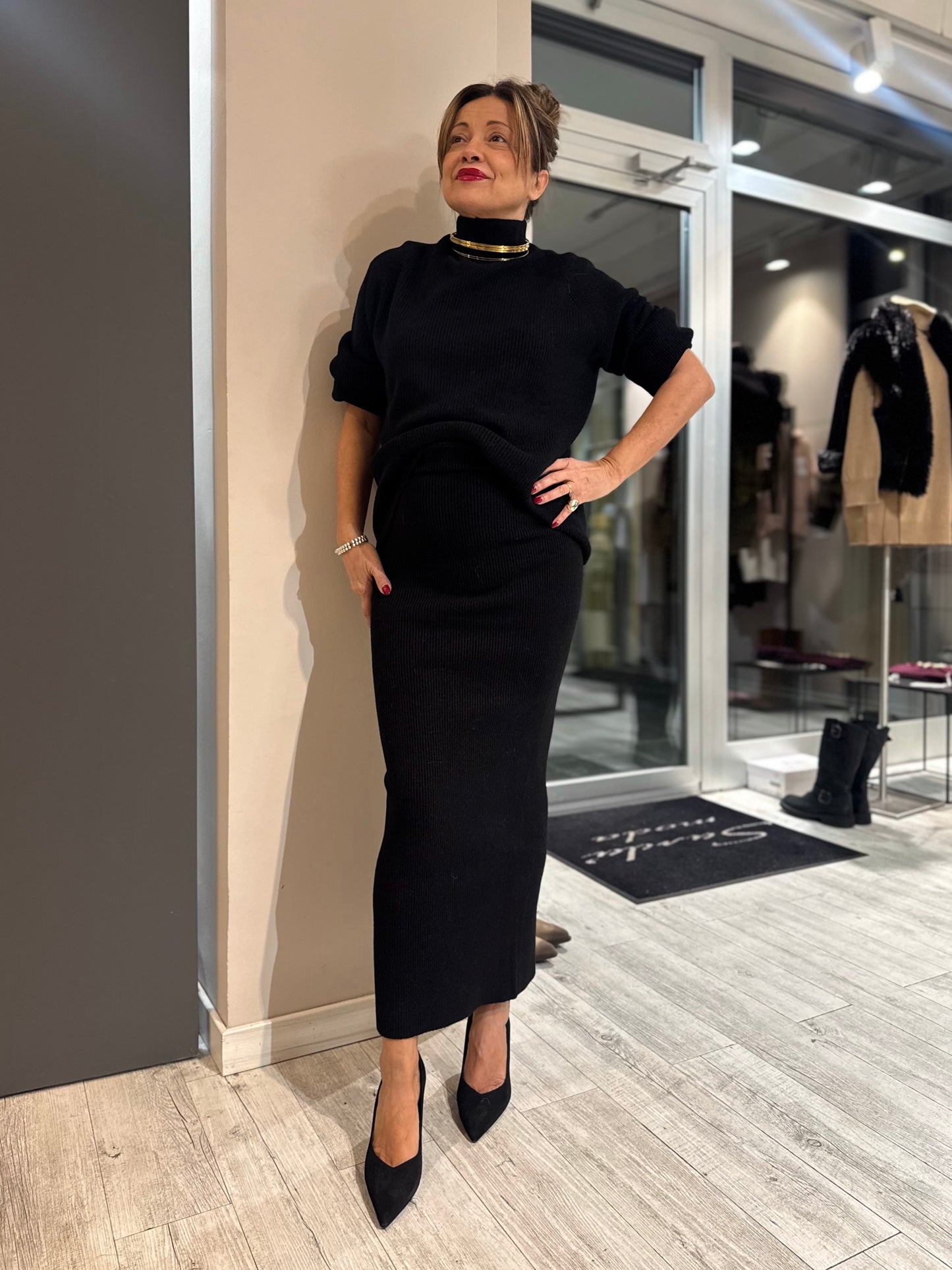 “MAGLIA A COSTE” Kontatto