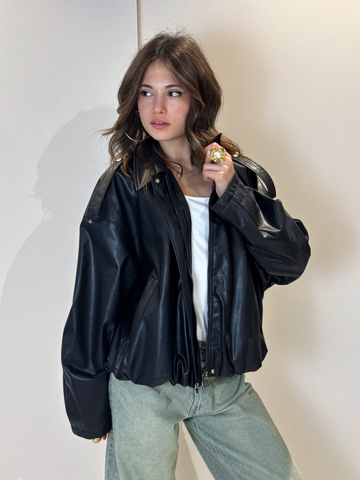 “BOMBER IN ECOPELLE” you decide