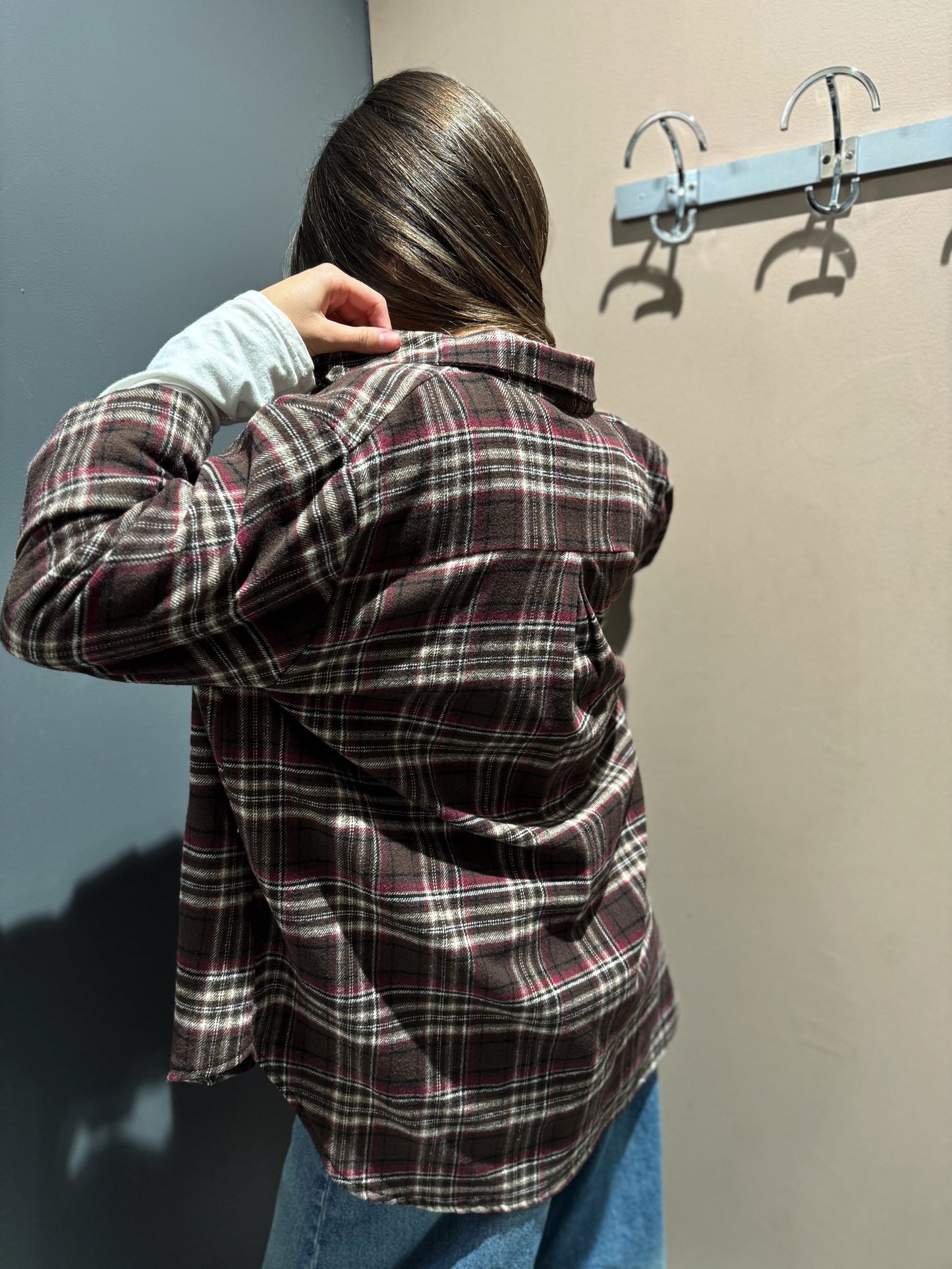 “CAMICIA STAMPA CHECK” have one