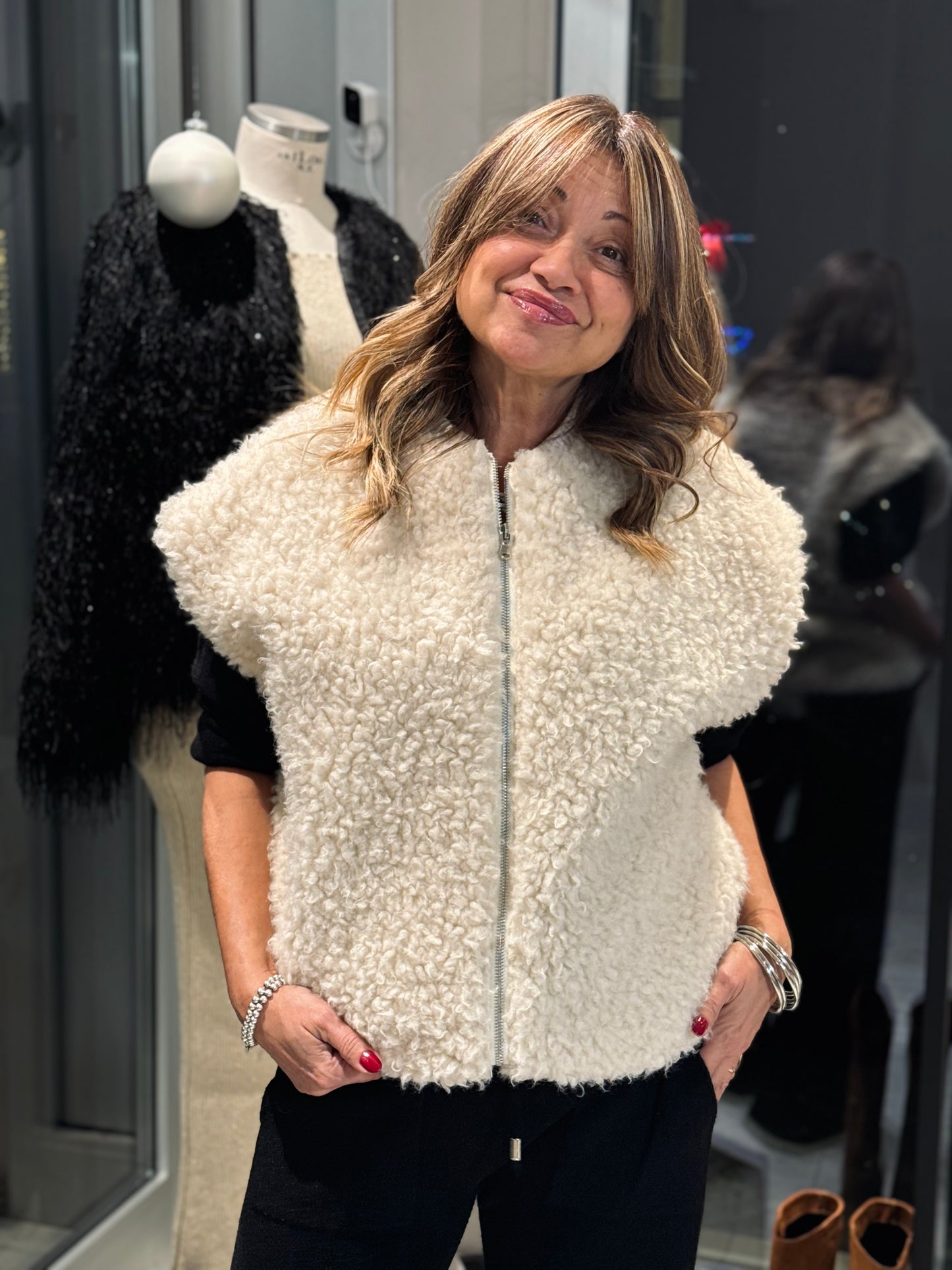 "TEDDY SMANICATO" have one