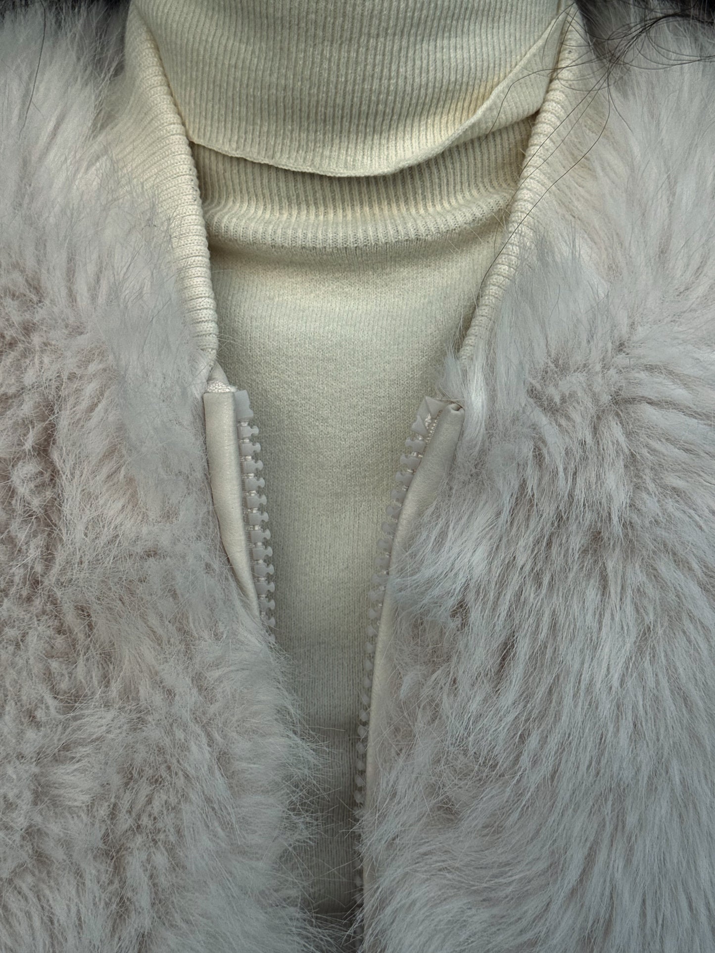 “BOMBER PELLICCIA” have one