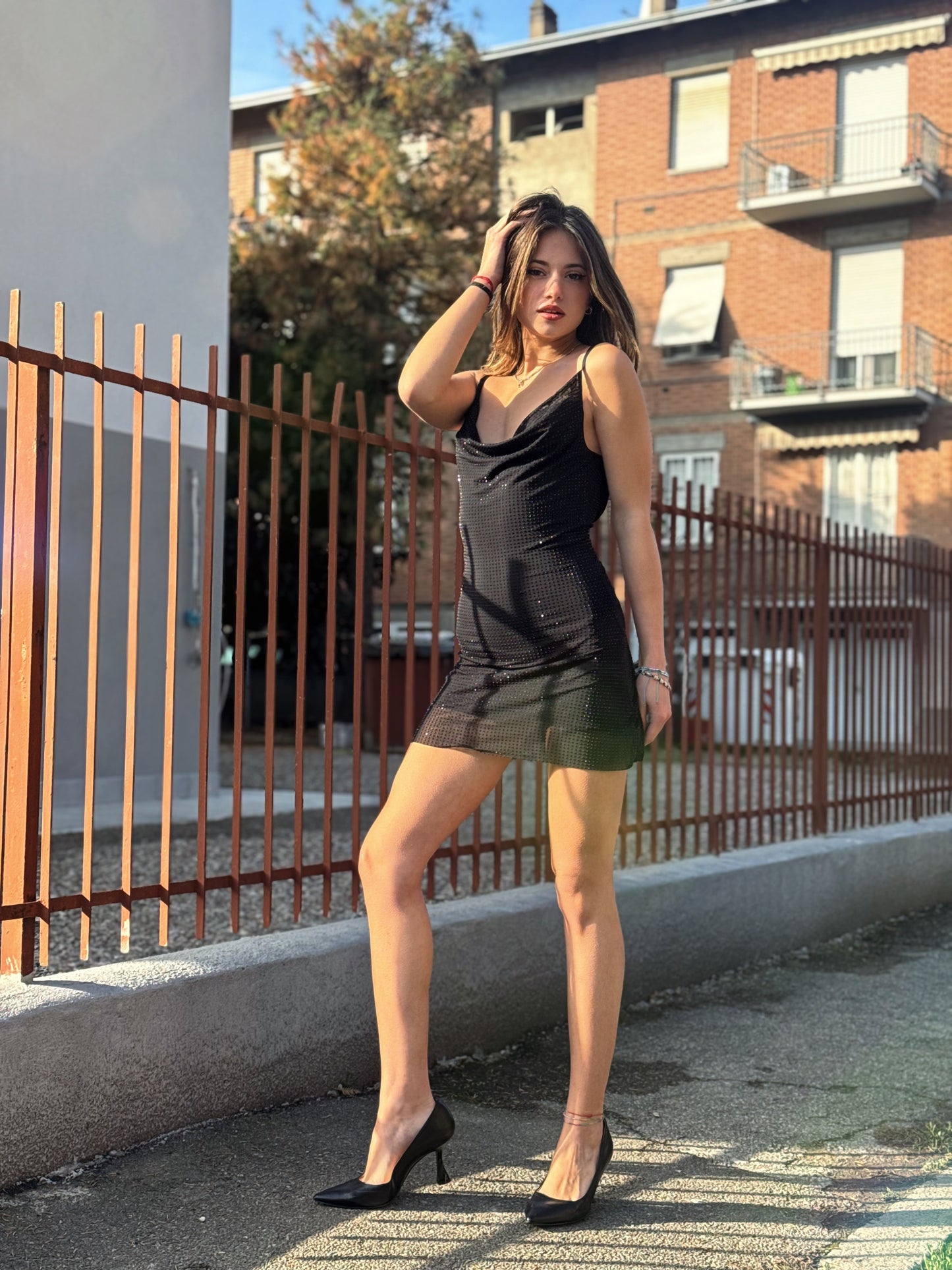 “MINI ABITO STRASS” Kontatto