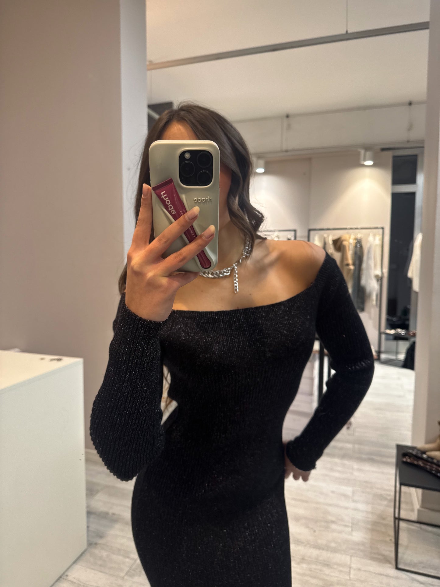 “ABITO LUREX LUNGO CON SPACCO” have one