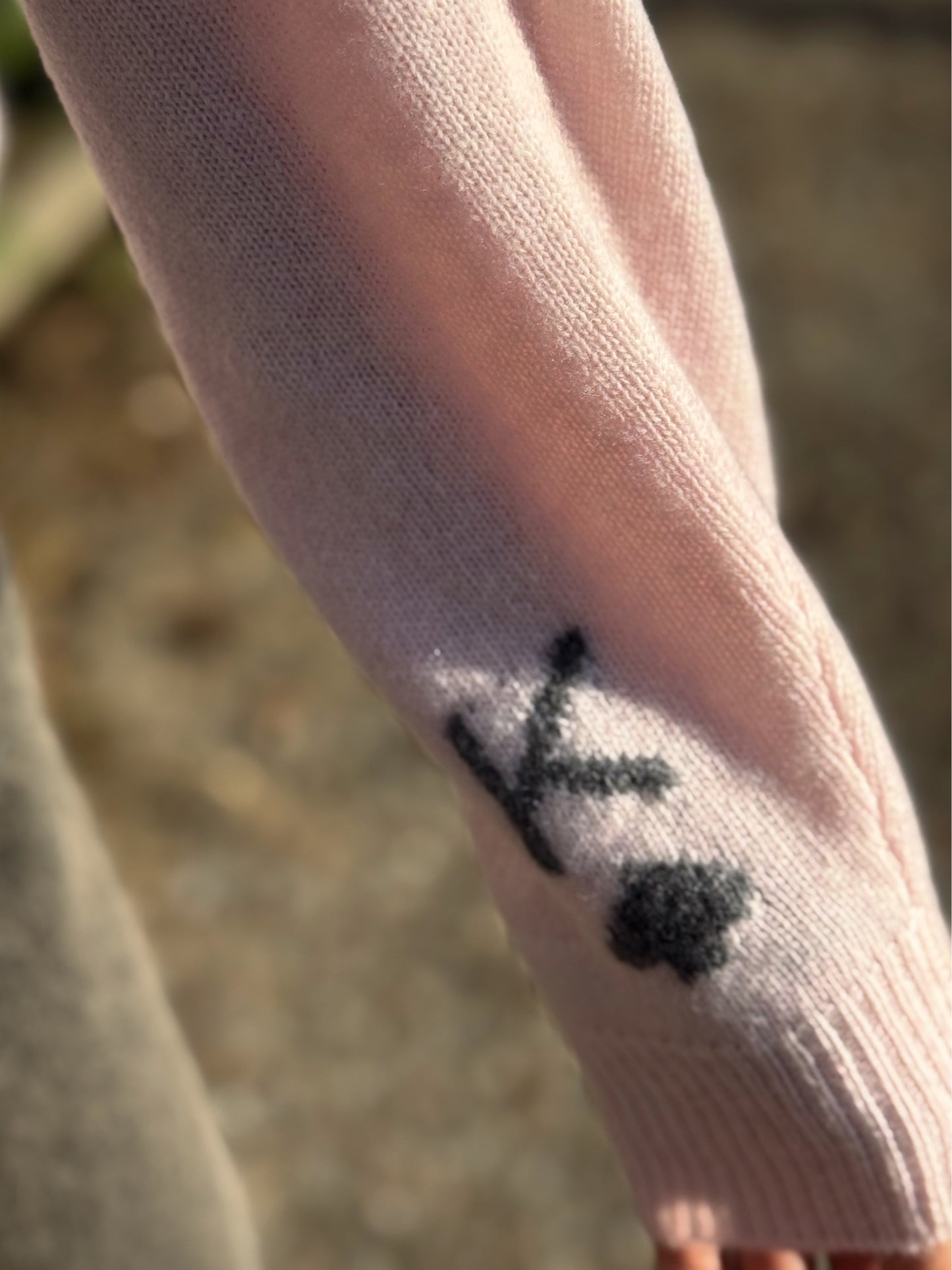 “MAGLIONE GIROCOLLO IN LANA” Kontatto