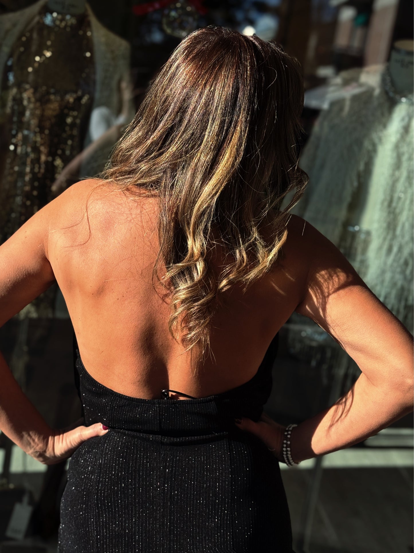 “ABITO INCROCIO” have one