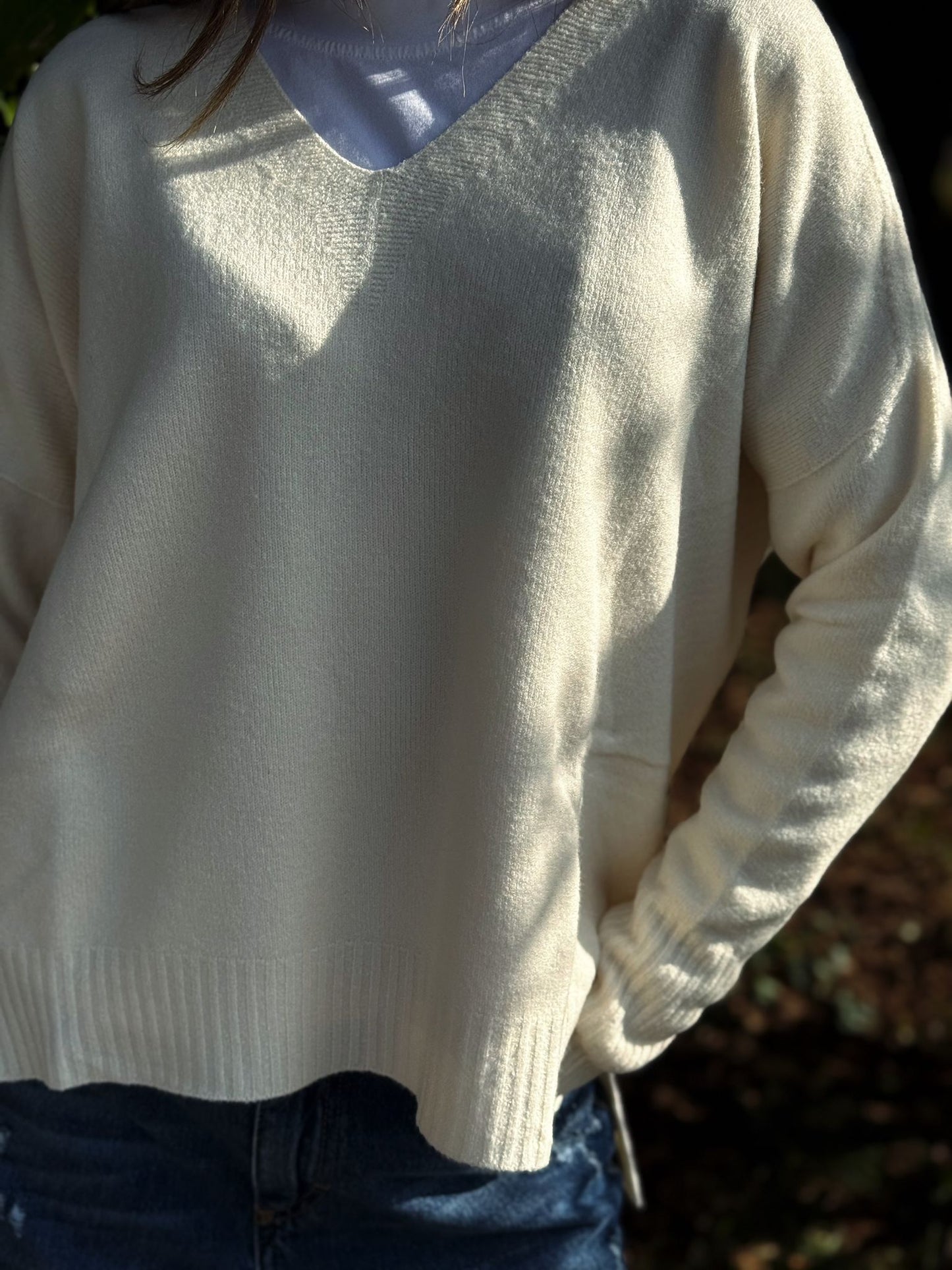 “MAGLIA SCOLLO A V” Kontatto
