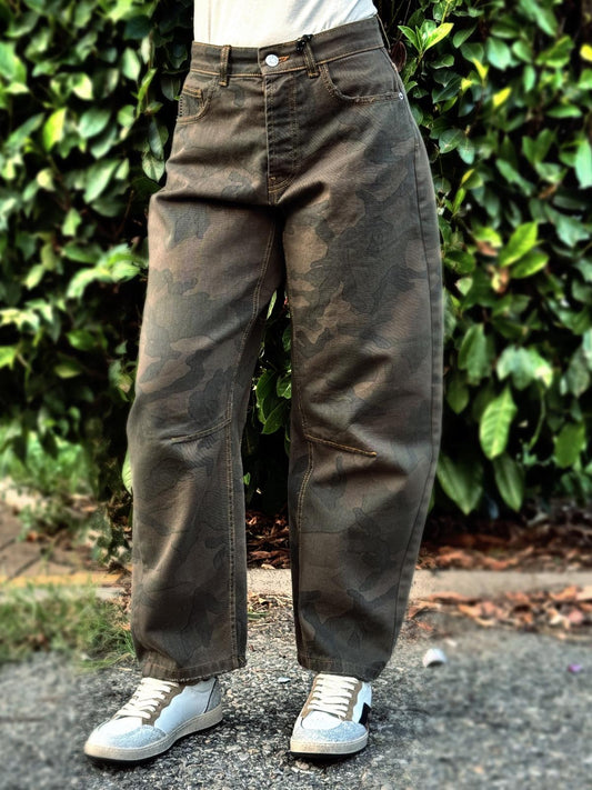 “PANTALONE BALOON CAMOUFLAGE” Have one