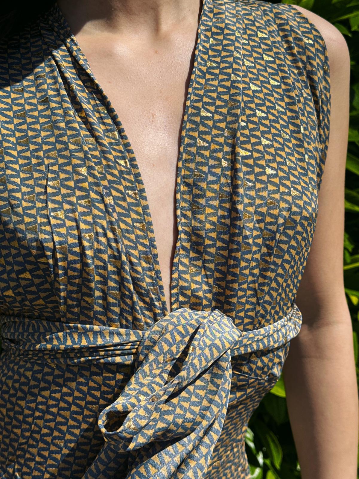 MOTIF CAPSULE- ABITO MIRANDA by baba