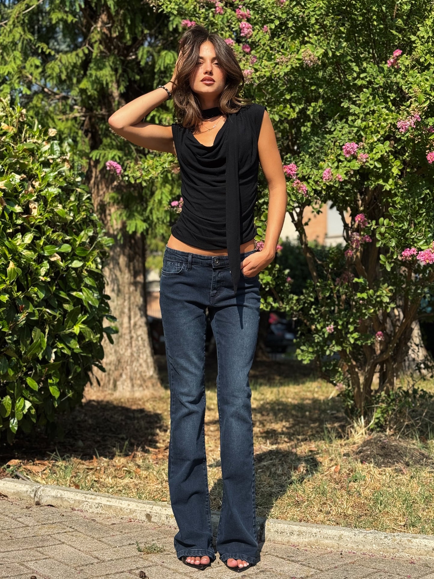 “JEANS A ZAMPA” Kontatto