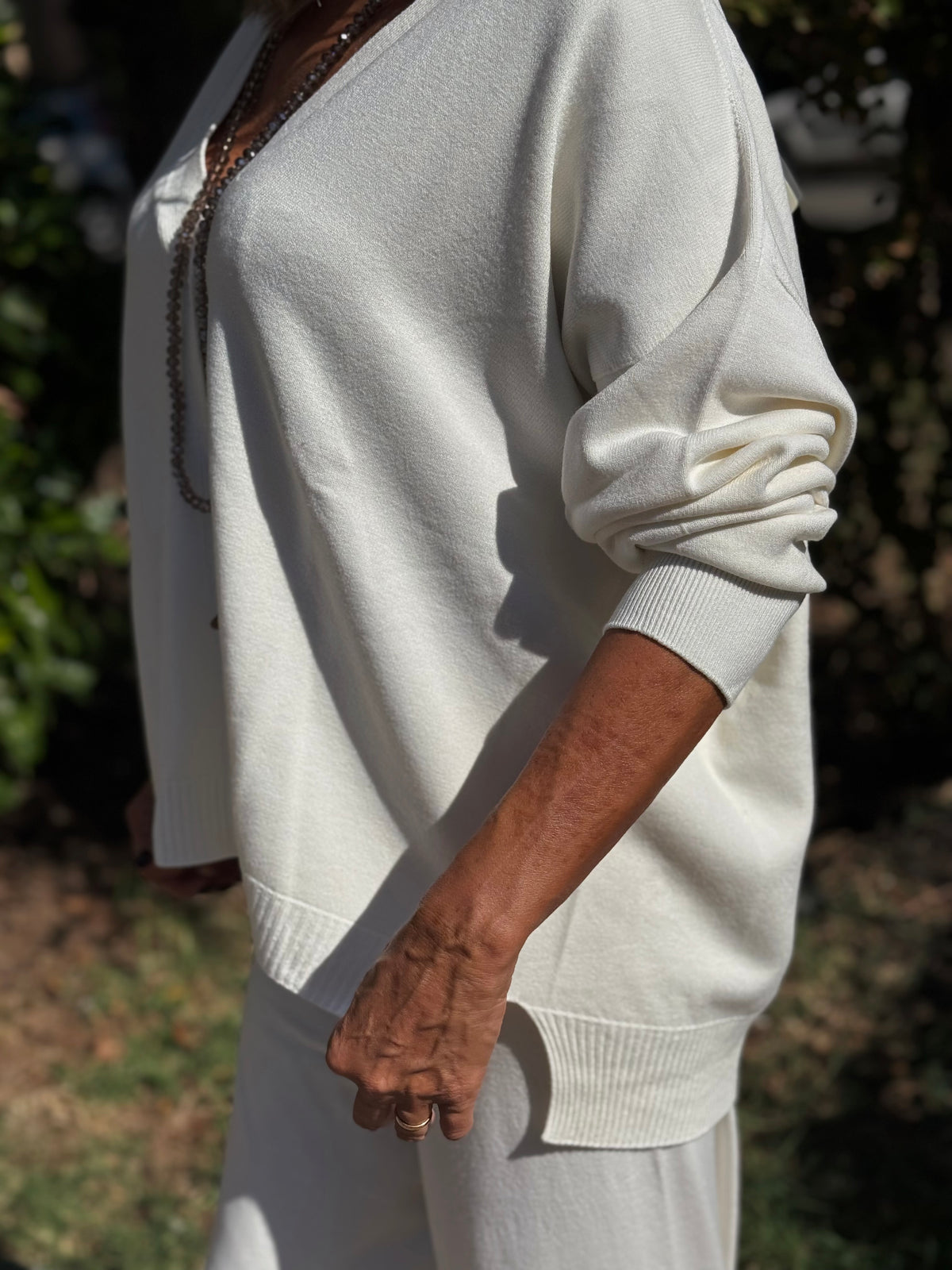 “CARDIGAN IN VISCOSA” Kontatto