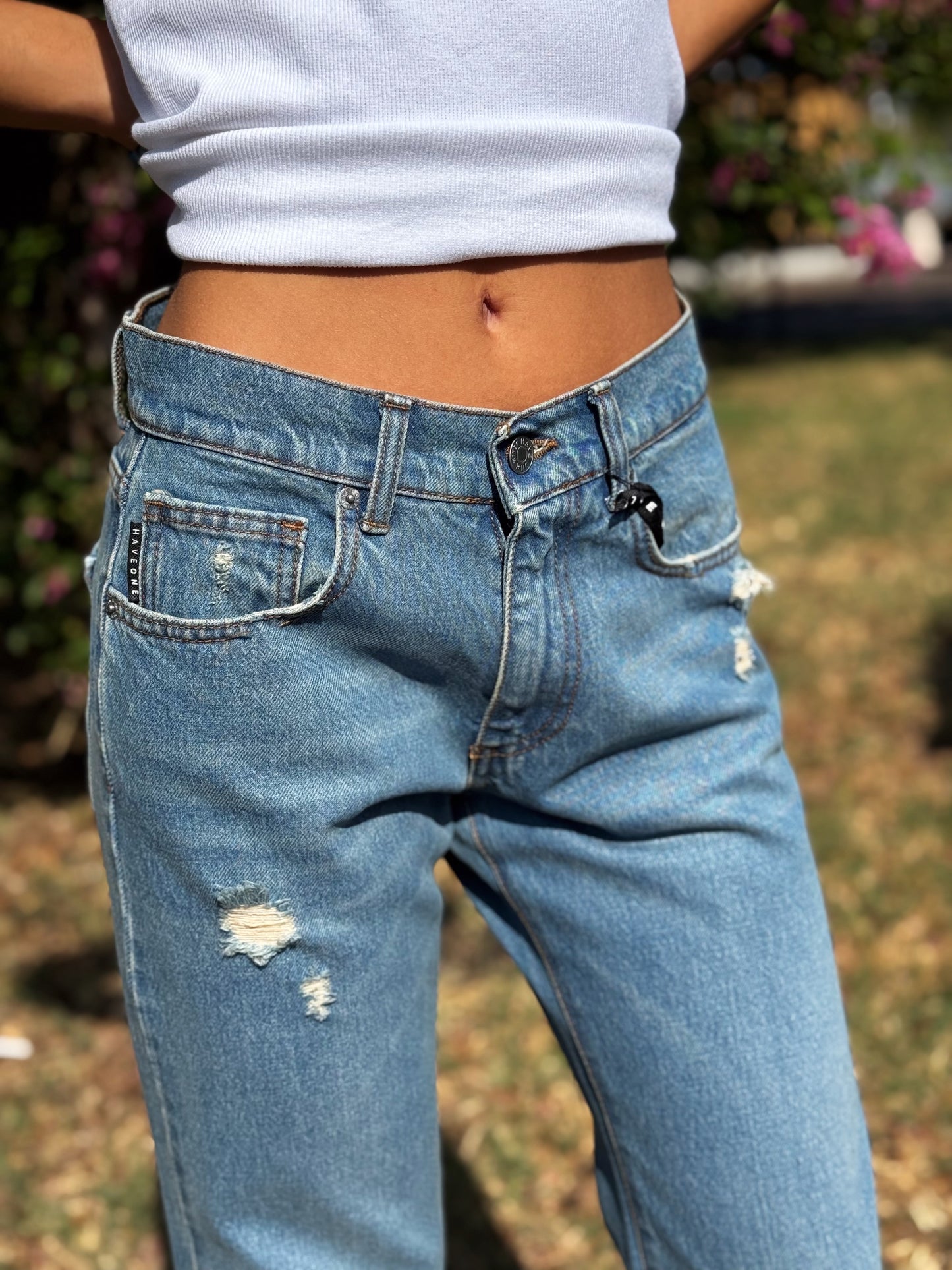 “JEANS MODELLO LILY” Have one