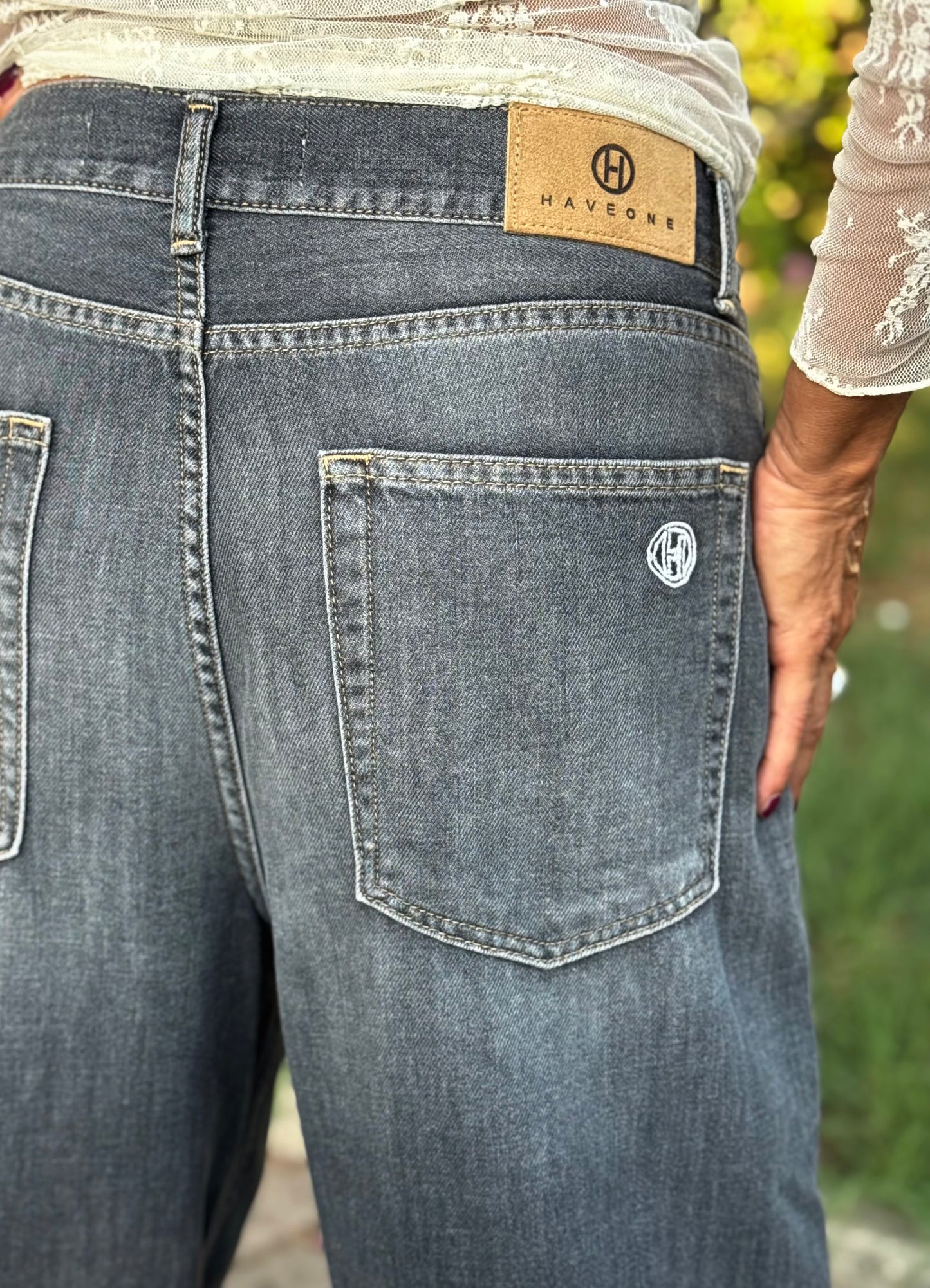 “JEANS MODELLO KEIN GREY” Kontatto
