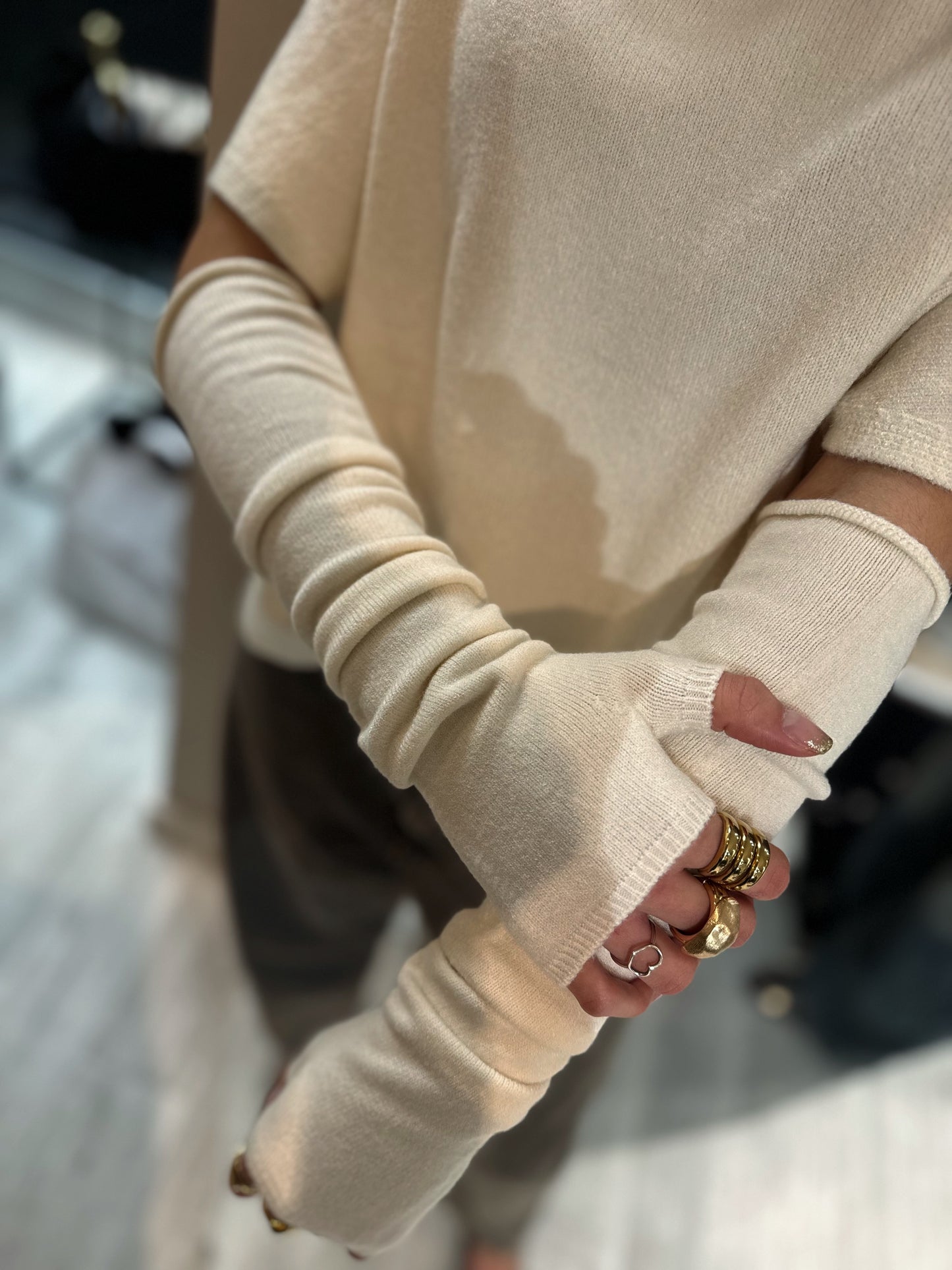 "MANICOTTI" Kontatto