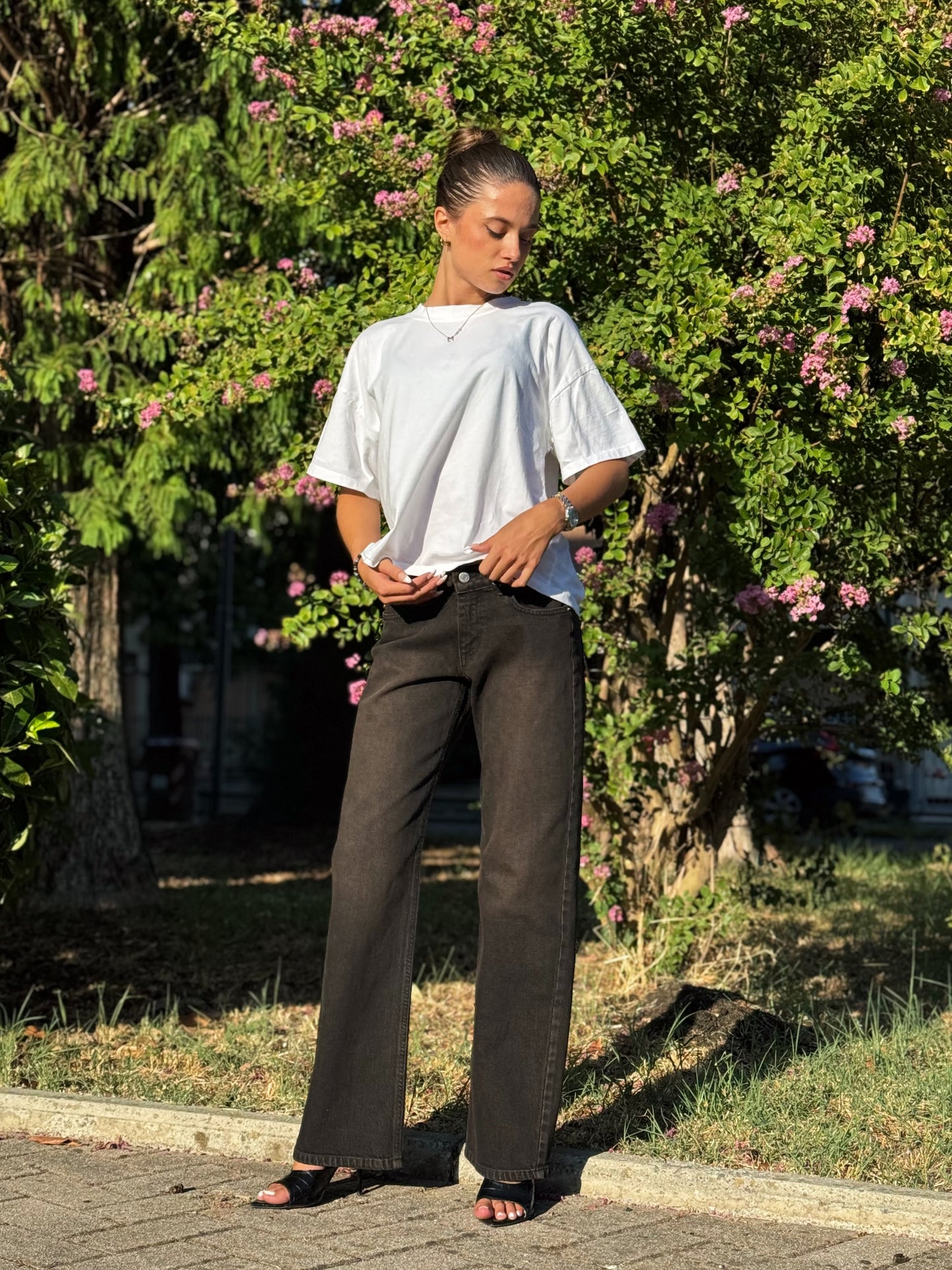 “JEANS MODELLO ZOE” Have one