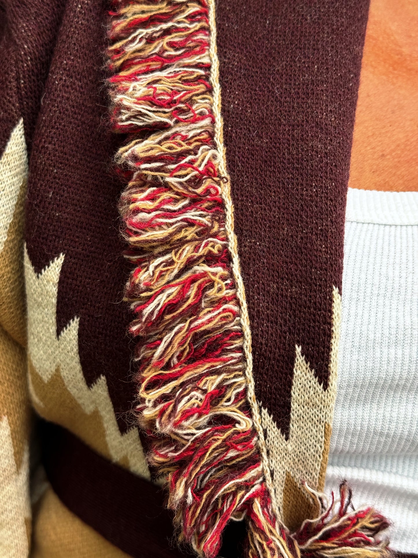 “CARDIGAN JACQUARD” kontatto