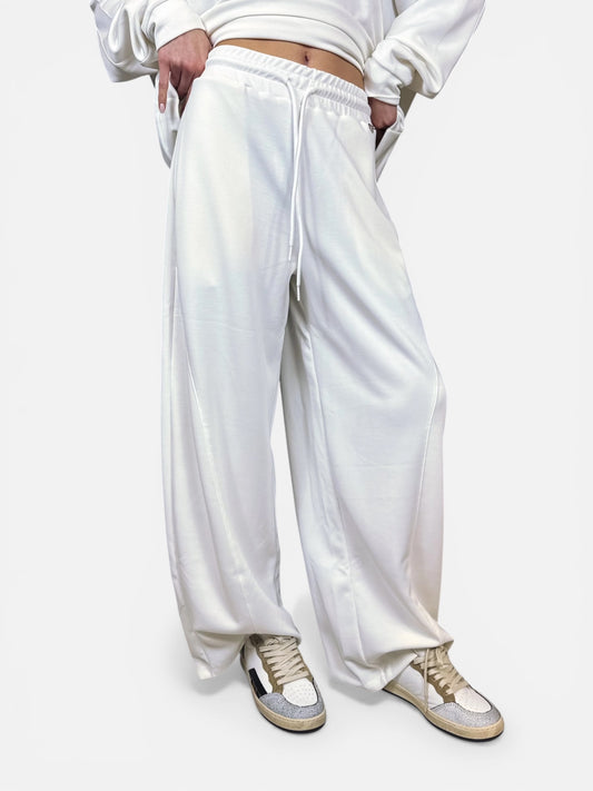 “PANTALONE TUTA” Kontatto