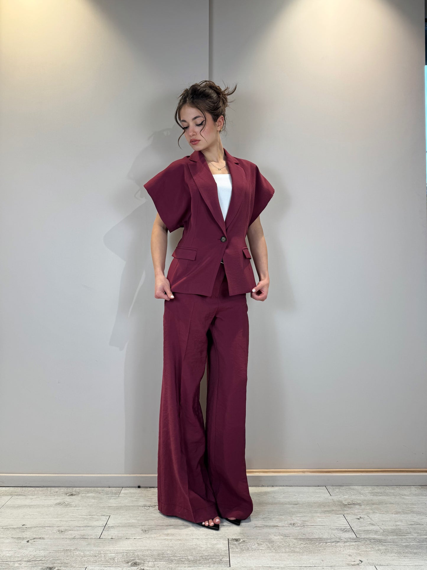 “PANTALONE CON CINTURA” Kontatto