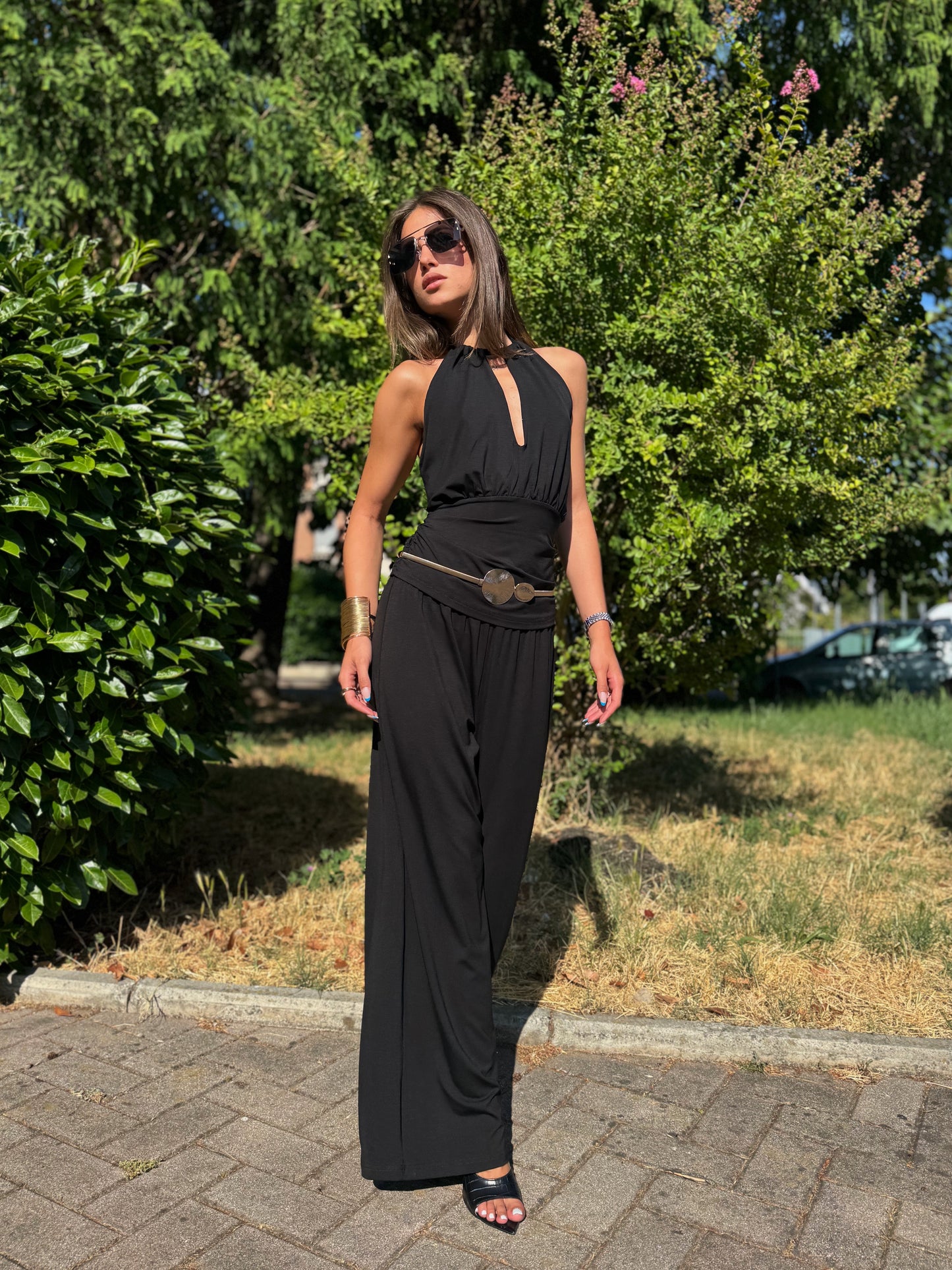 “SET TOP E PANTALONE” Kontatto