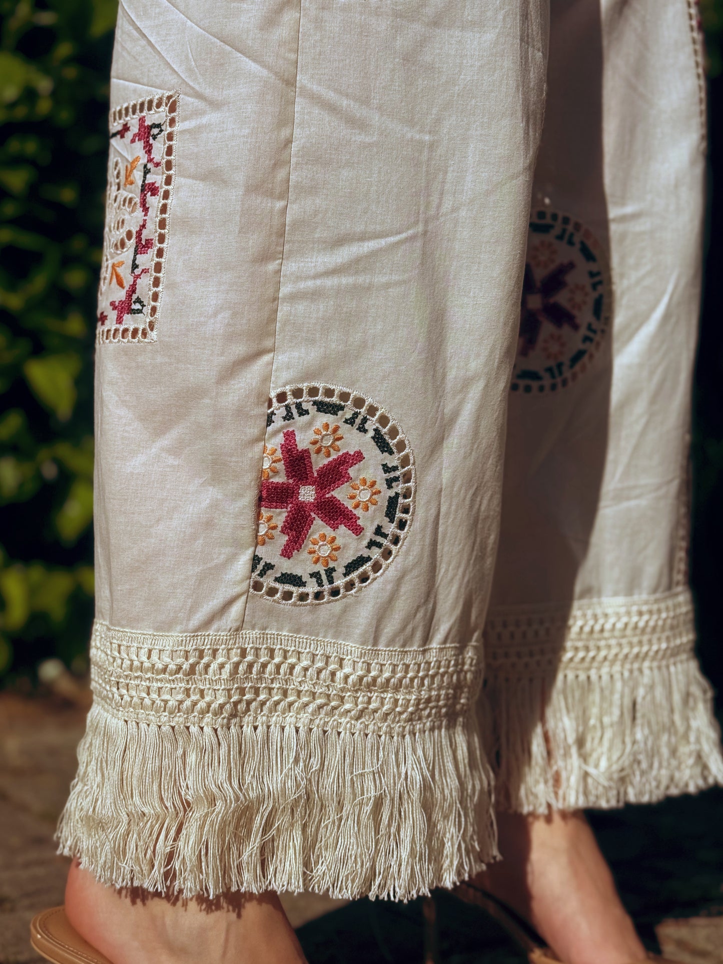 “PANTALONE FANTASIA” Have one