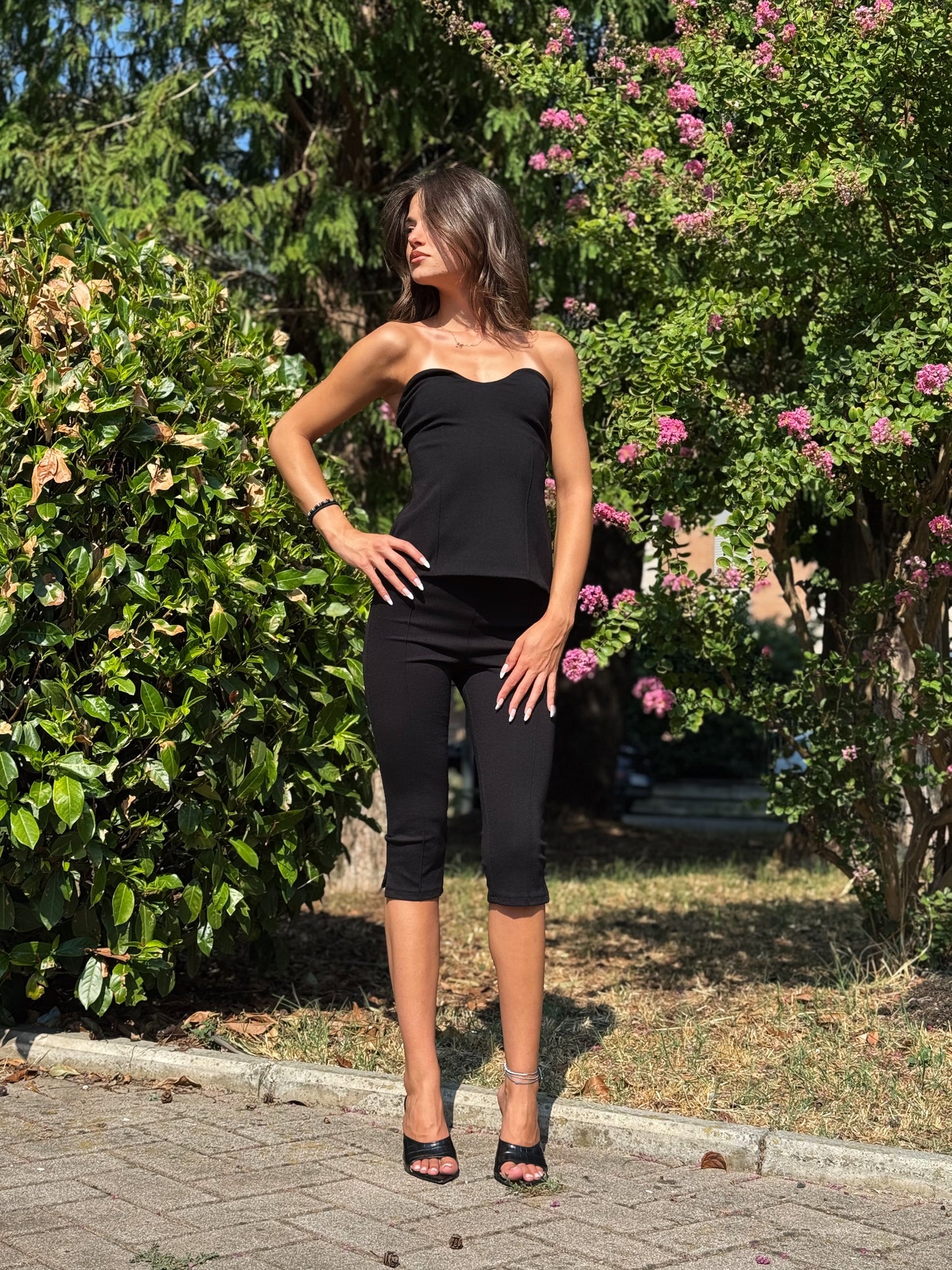 “PANTALONE CAPRI PUNTO MILANO” Kontatto