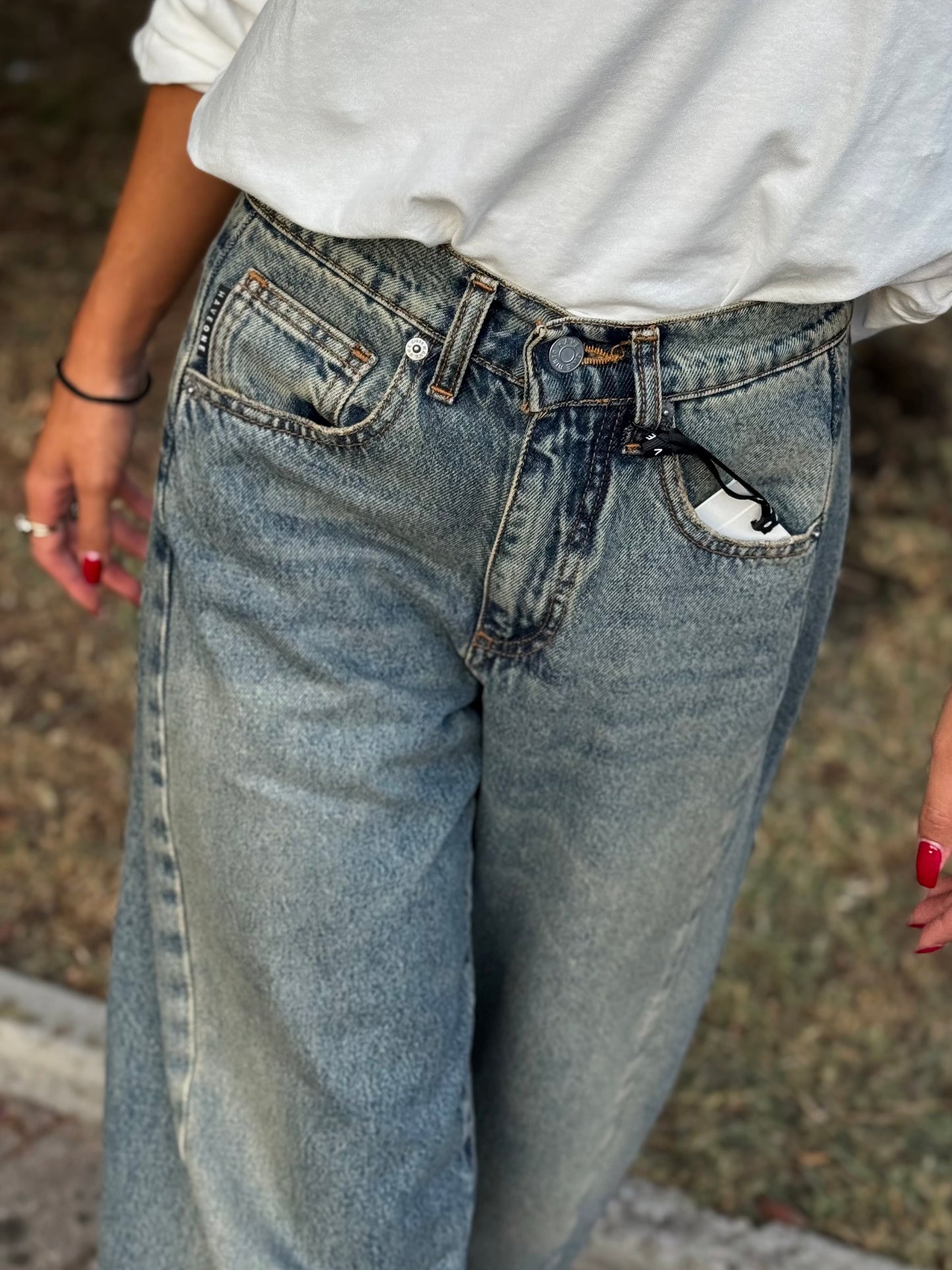 “JEANS MODELLO LUCY SABBIATO” Have one