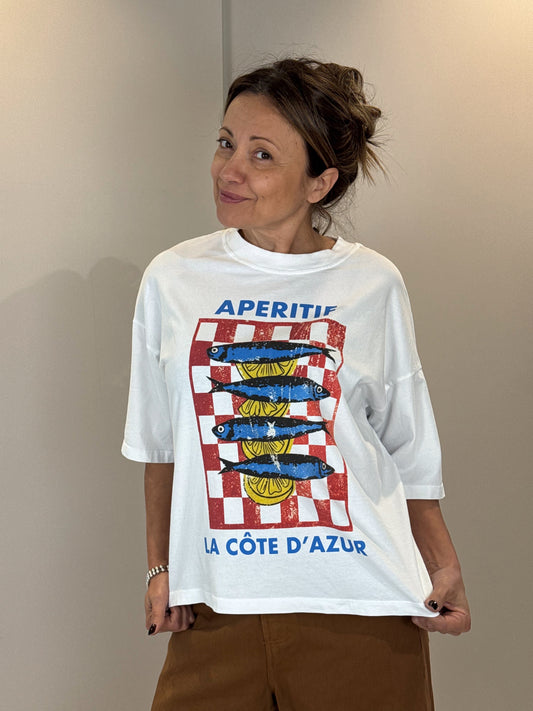 “T-SHIRT CON STAMPA” have one