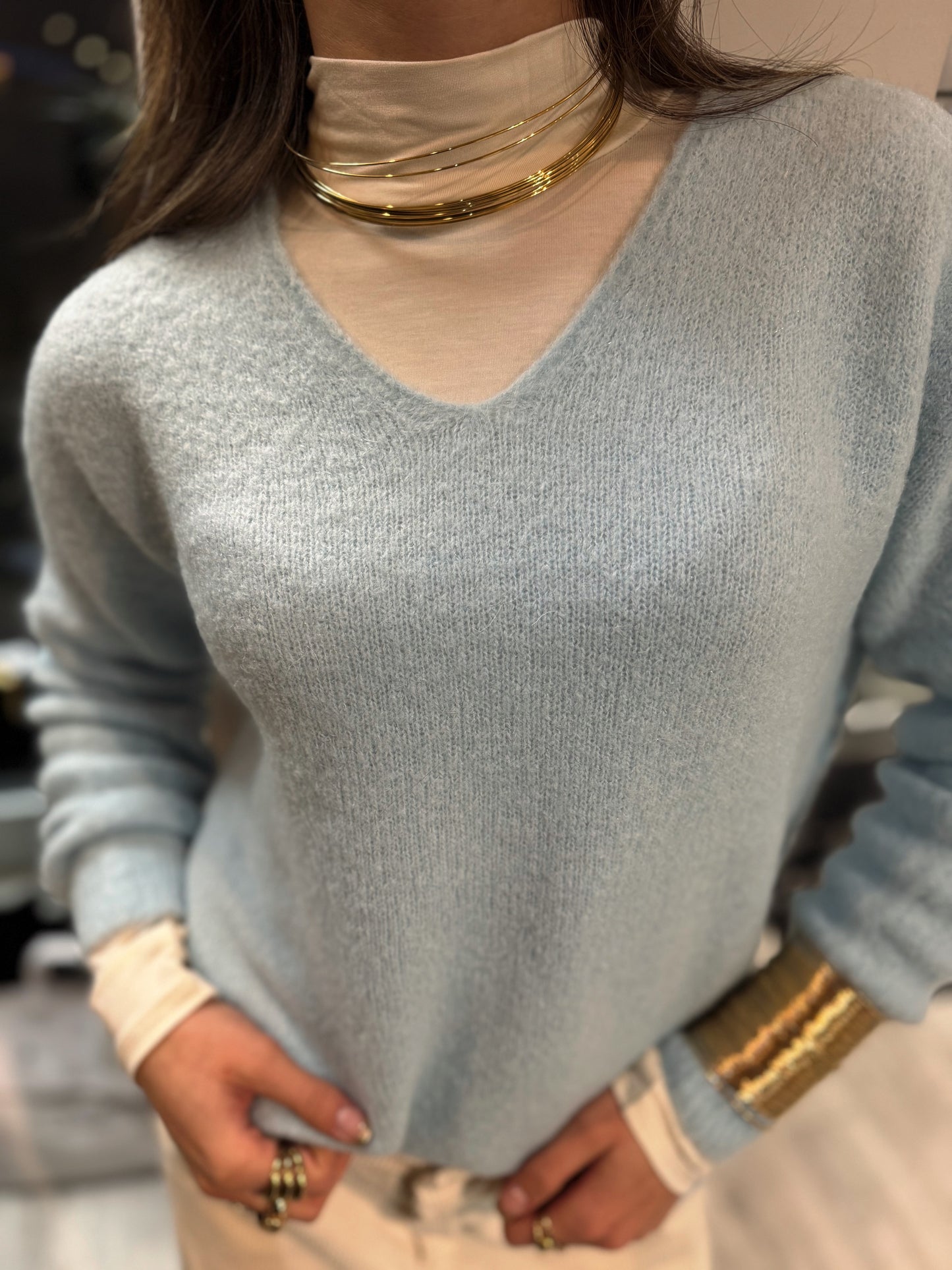 "MAGLIA SCOLLO V" Kontatto