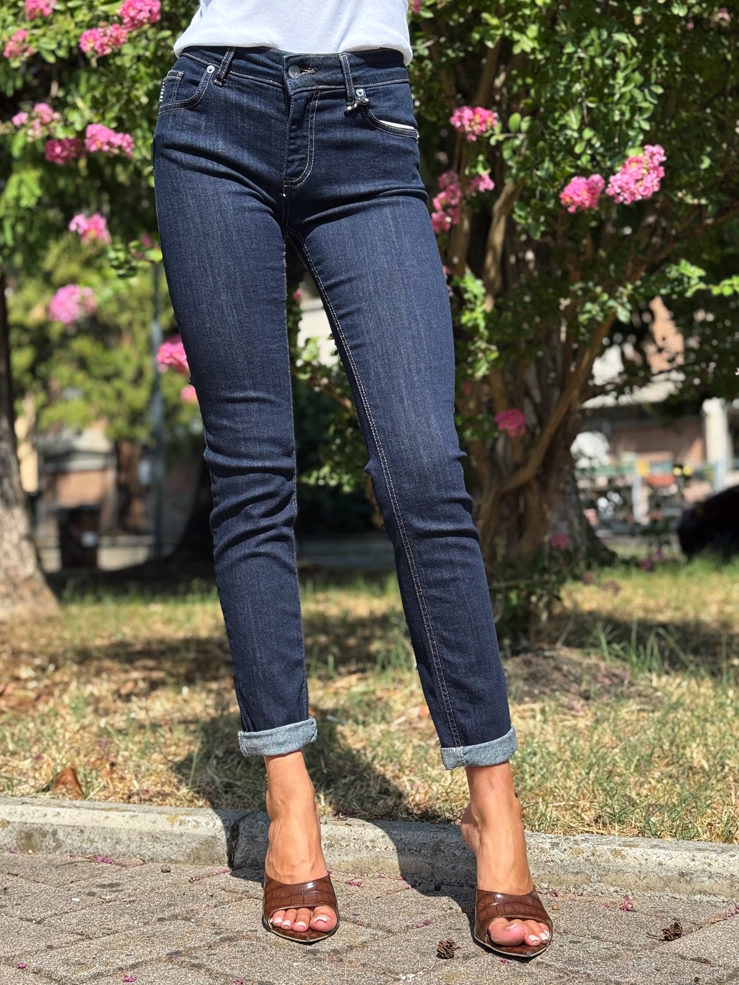 “JEANS MODELLO ADELE” Have one