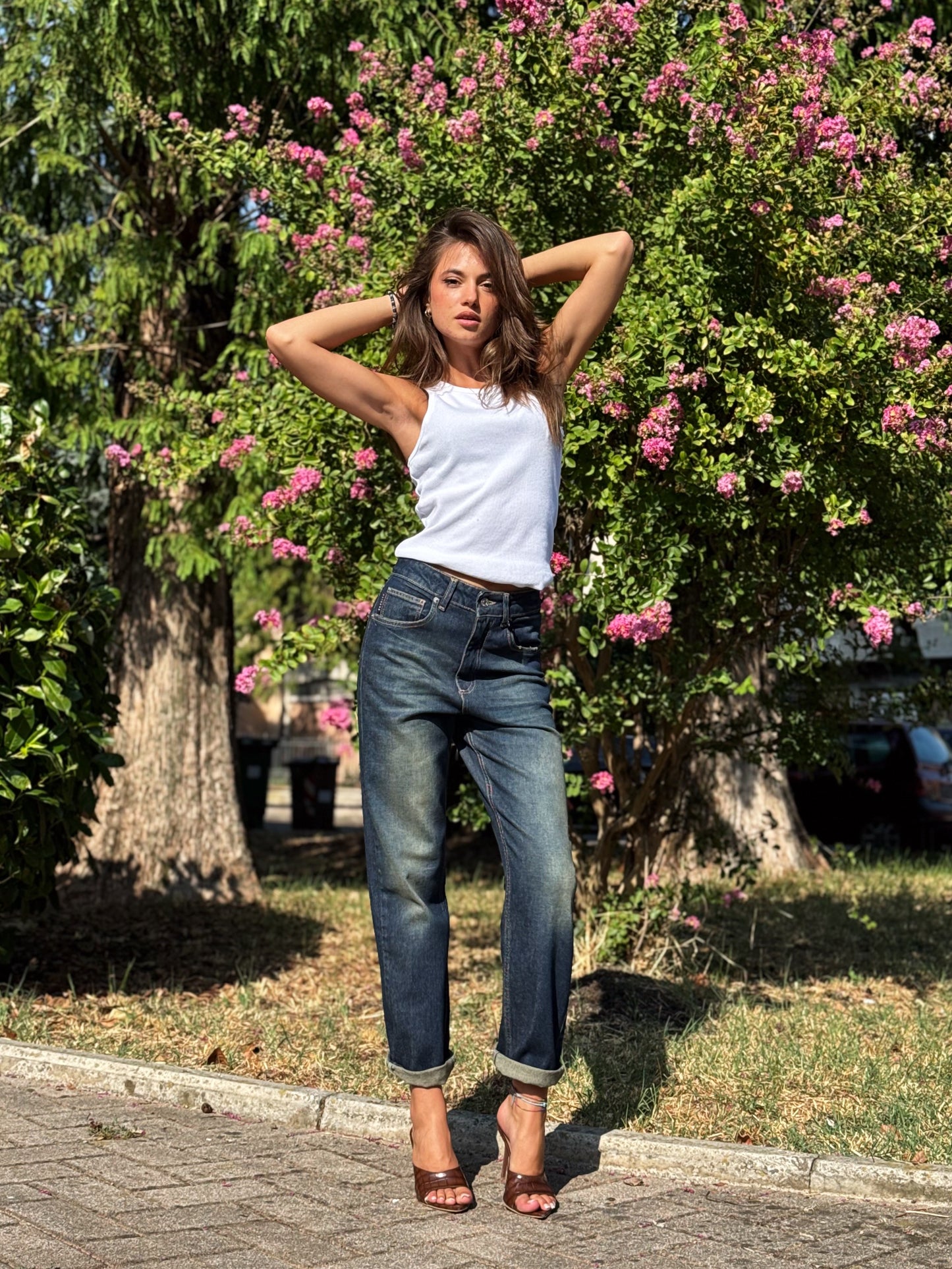 “JEANS MODELLO LOUIS” Have one
