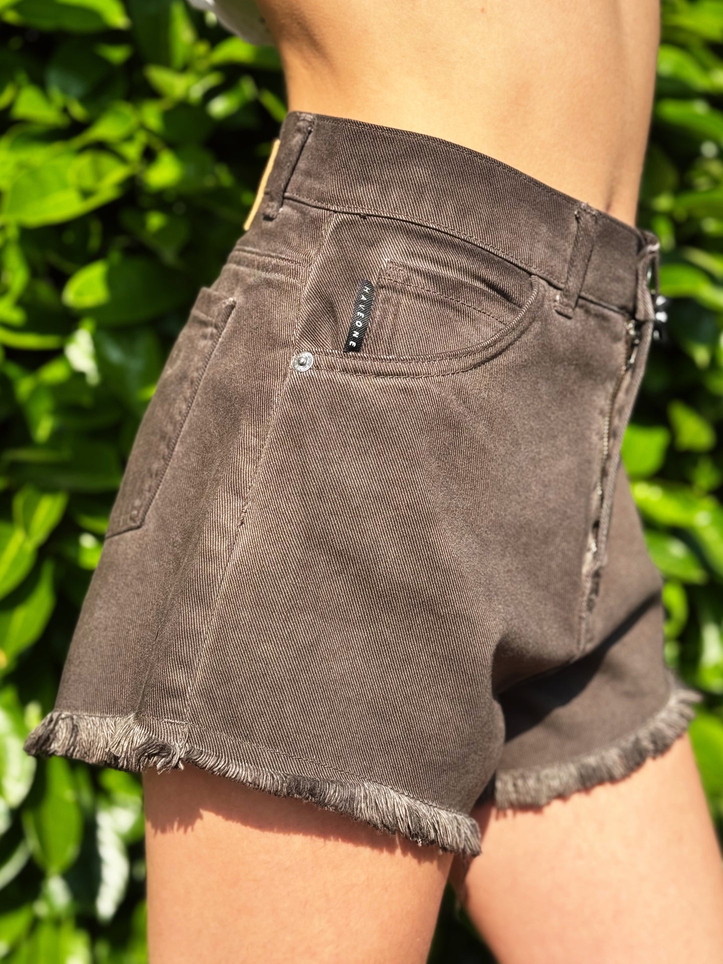 “SHORTS NEW ICE” Have one