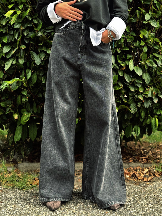 “JEANS ATTITUDE” have one