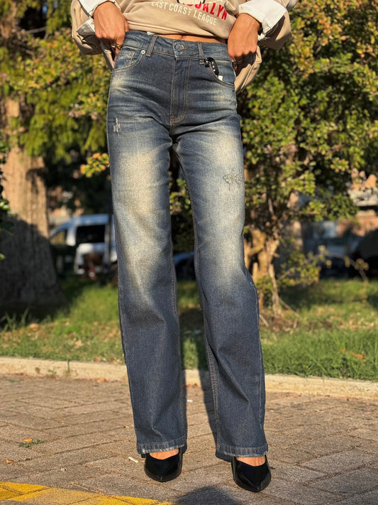 “JEANS MODELLO BENNY DENIM” Have one