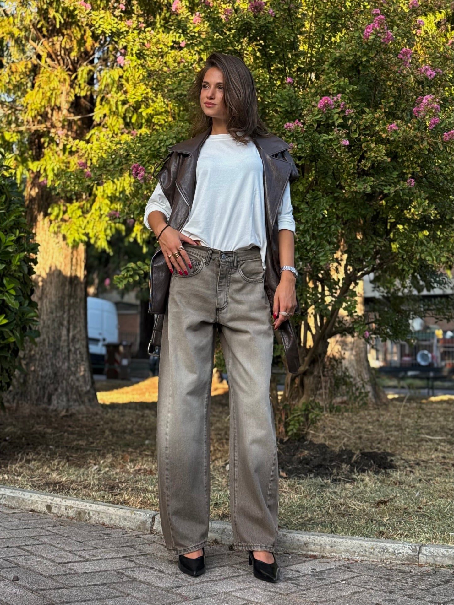 “JEANS MODELLO LUCY FANGO” Have one