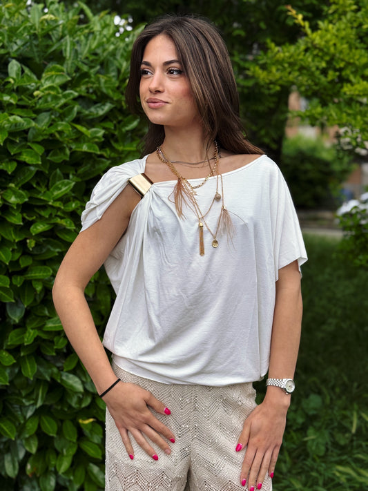 “MAGLIA CON GIOIELLO” Susy mix