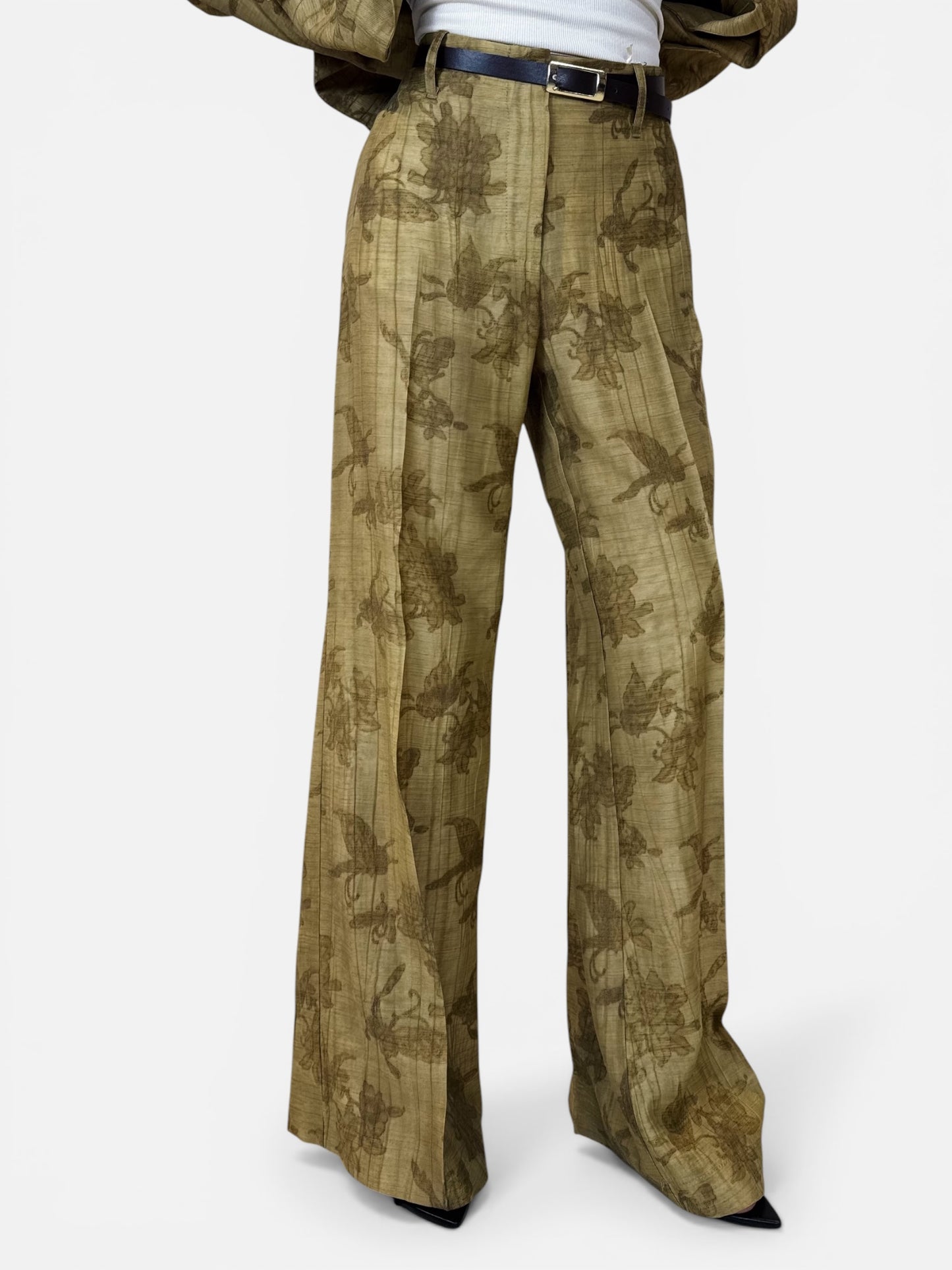 “PANTALONE IN LINO” Kontatto