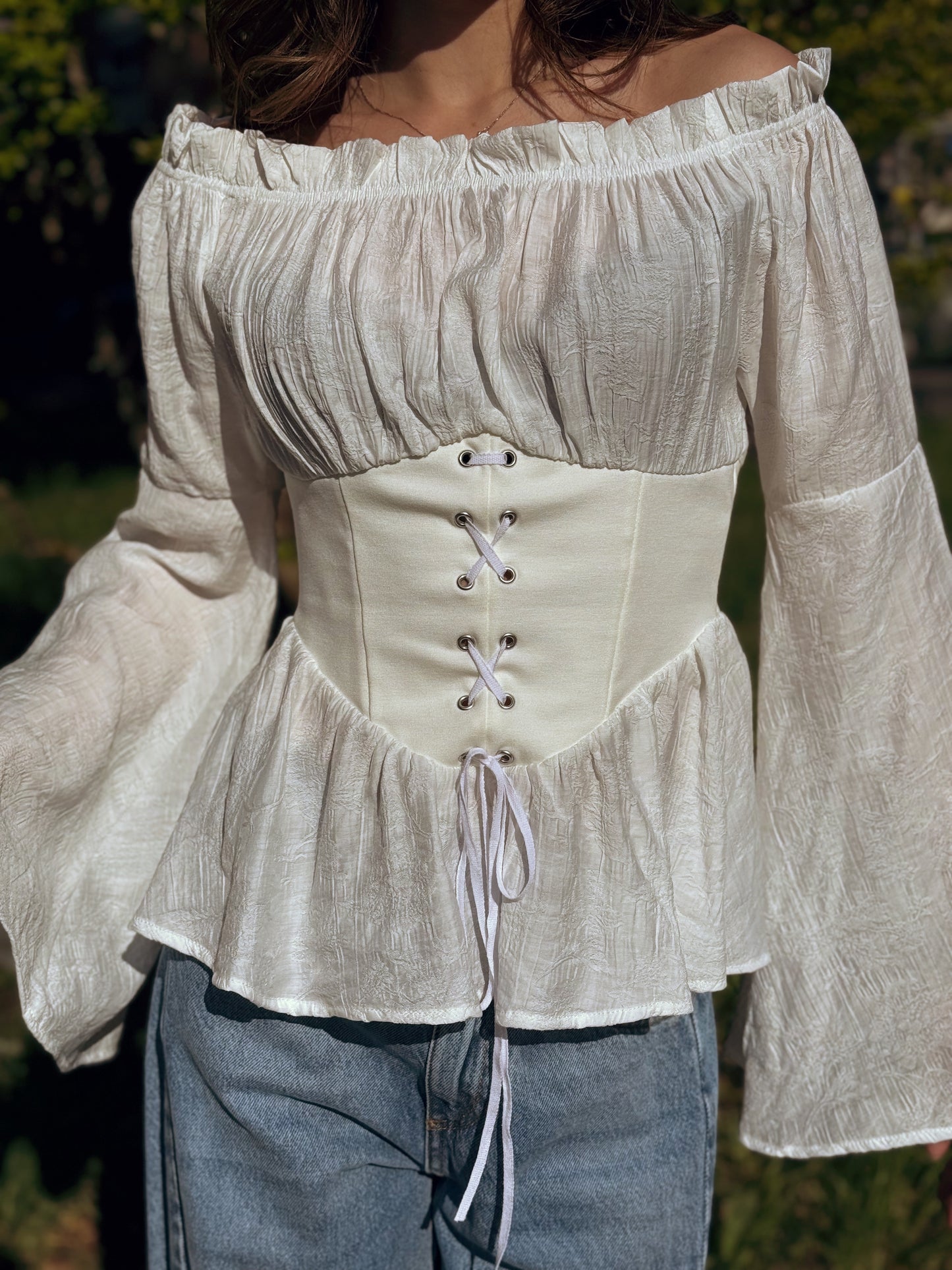 “MAGLIA SHIFFER CON BUSTINO” Have one