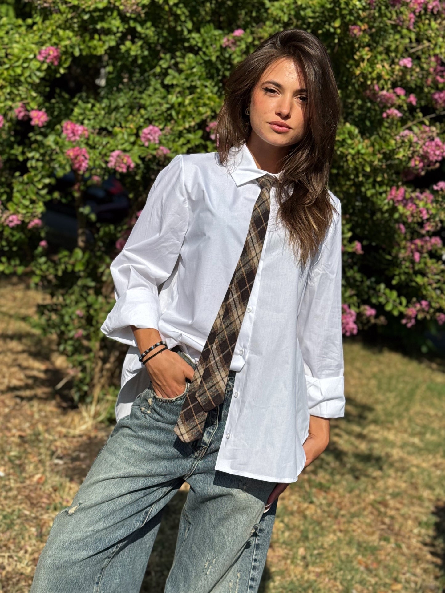 “CAMICIA -SILENCE IS BETTER- IN COTONE“ Kontatto