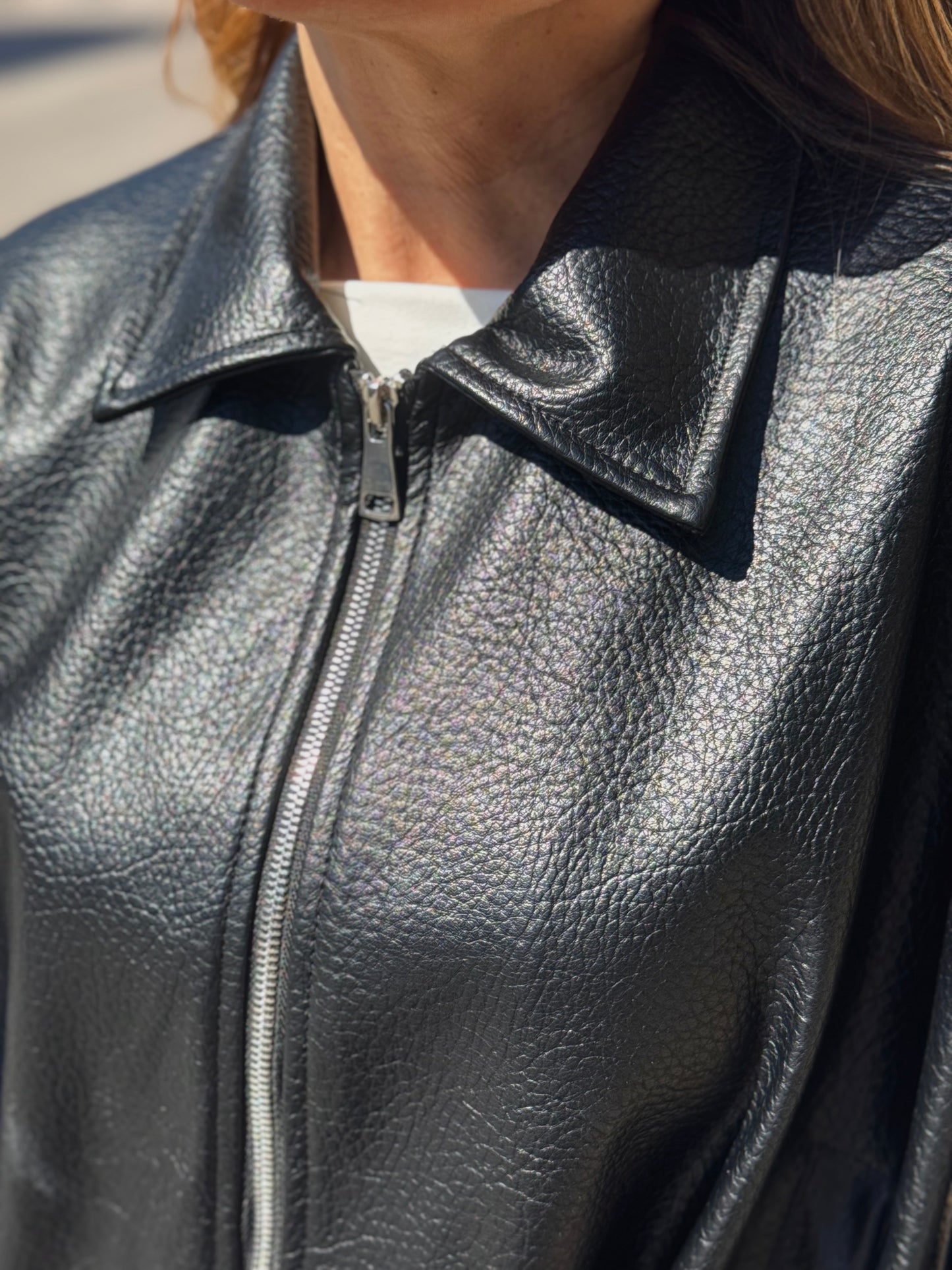 “BOMBER ECOPELLE” Kontatto