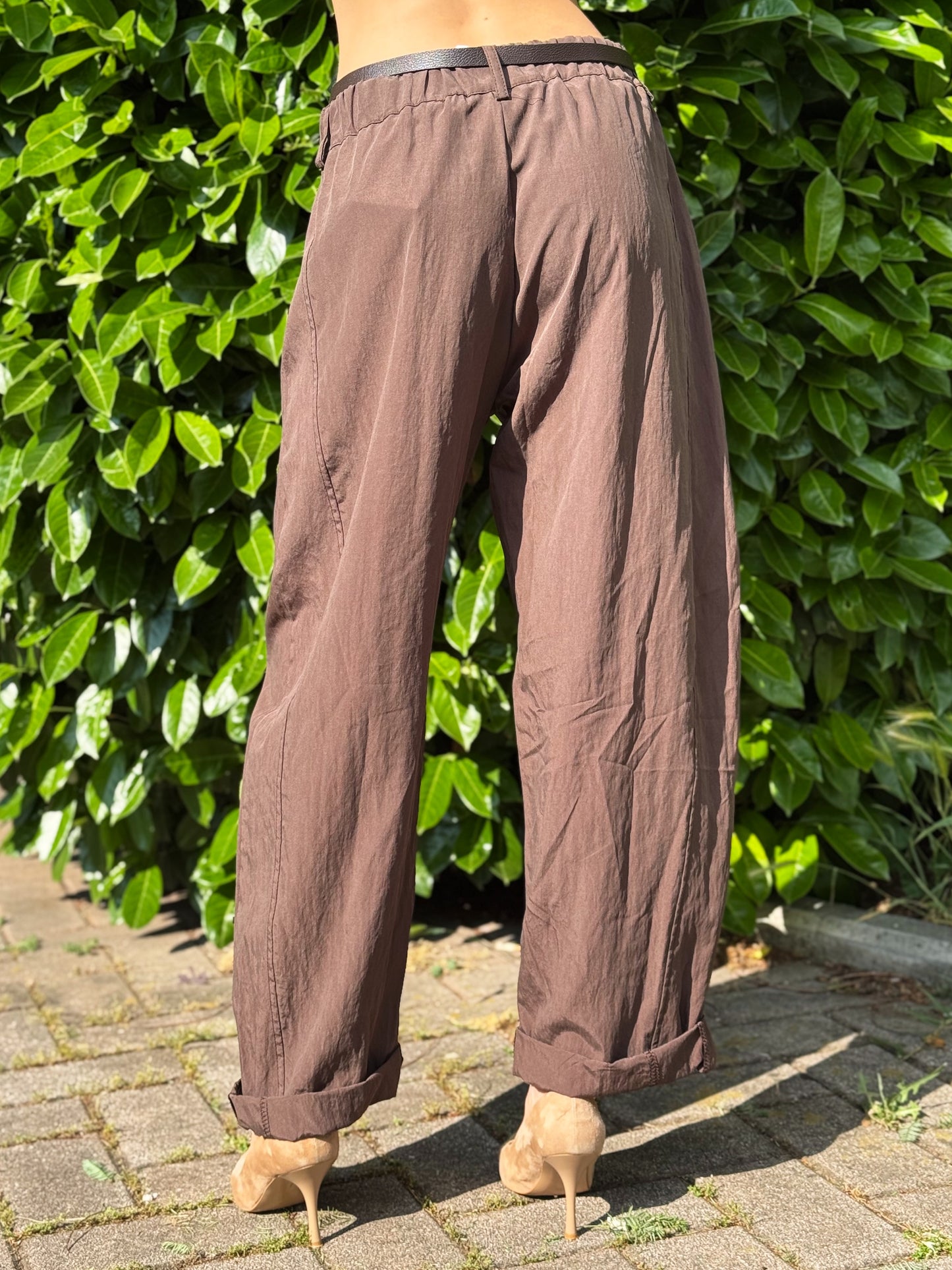 “PANTALONE MODELLO UOVO” Susy mix