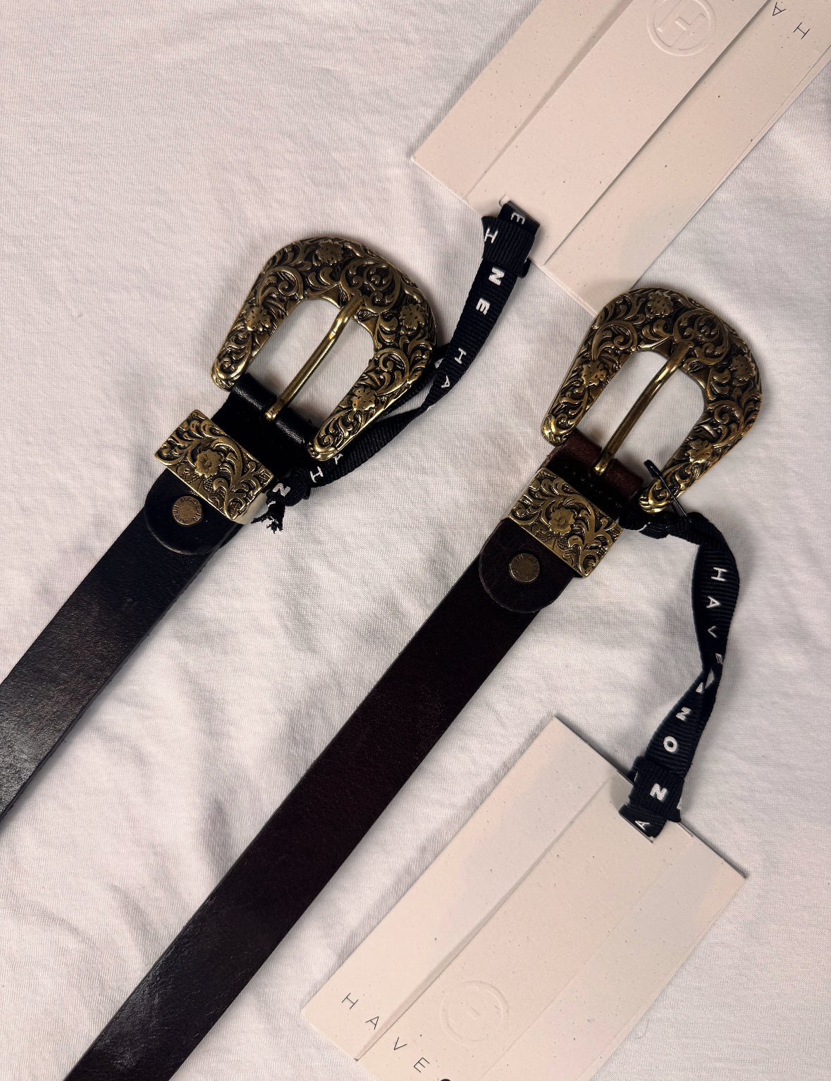 “CINTURA FIBBIA DORATA” Have one