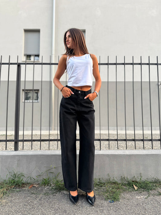 “JEANS MODELLO BELLA NERO” Have one